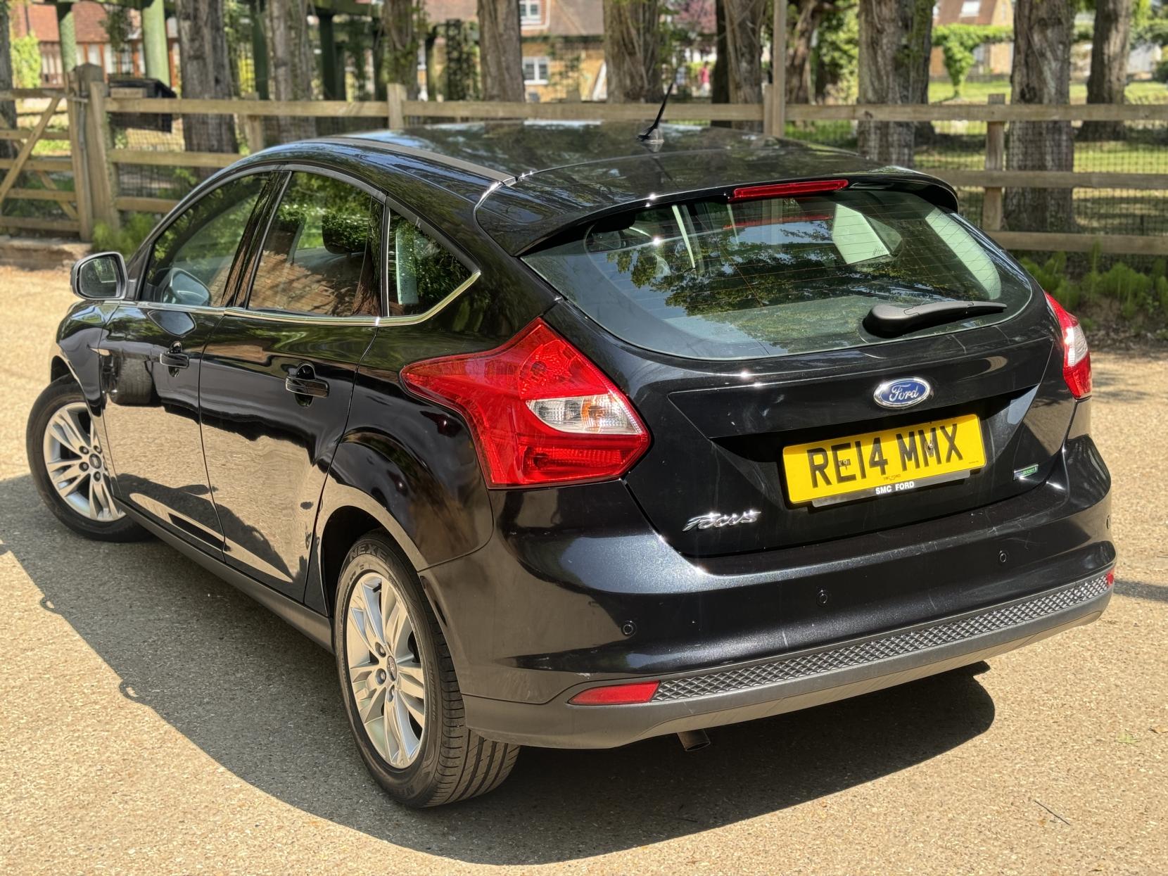 Ford Focus 1.0T EcoBoost Titanium Navigator Hatchback 5dr Petrol Manual Euro 5 (s/s) (125 ps)