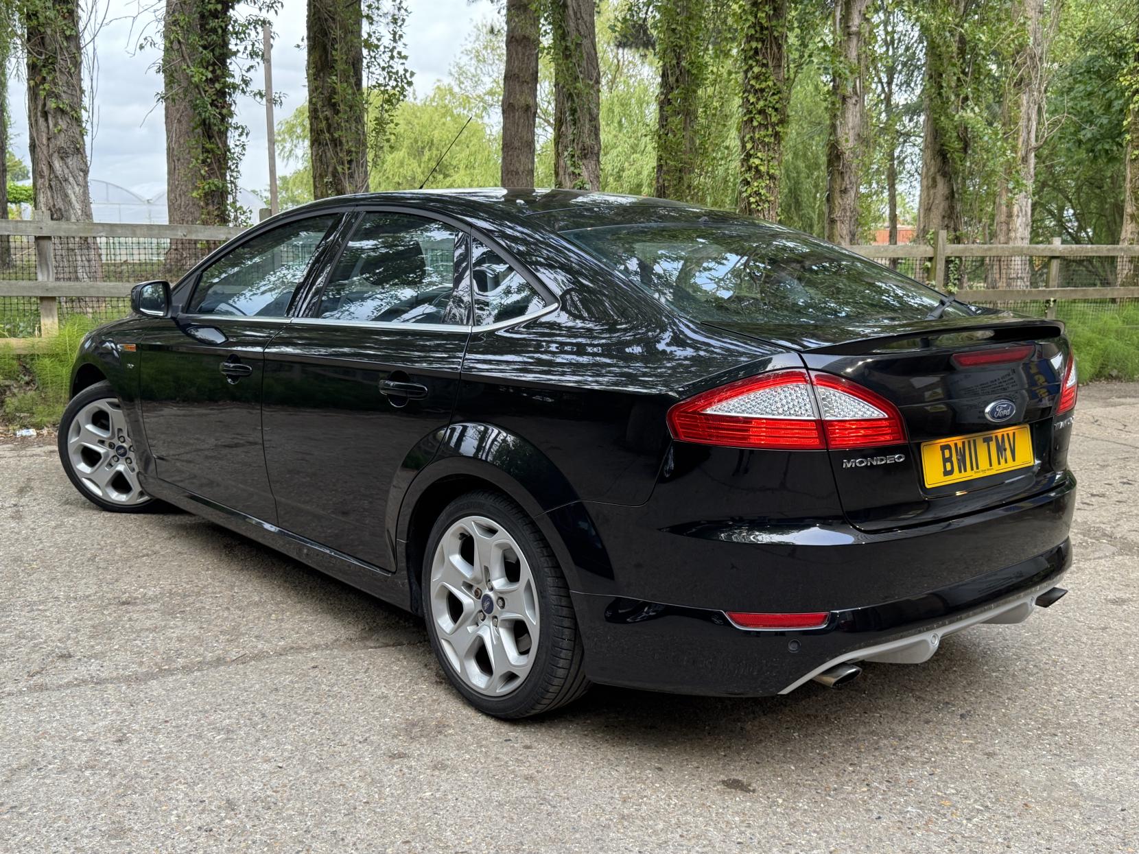 Ford Mondeo 2.0 EcoBoost Titanium X Sport Hatchback 5dr Petrol Powershift (179 g/km, 200 bhp)