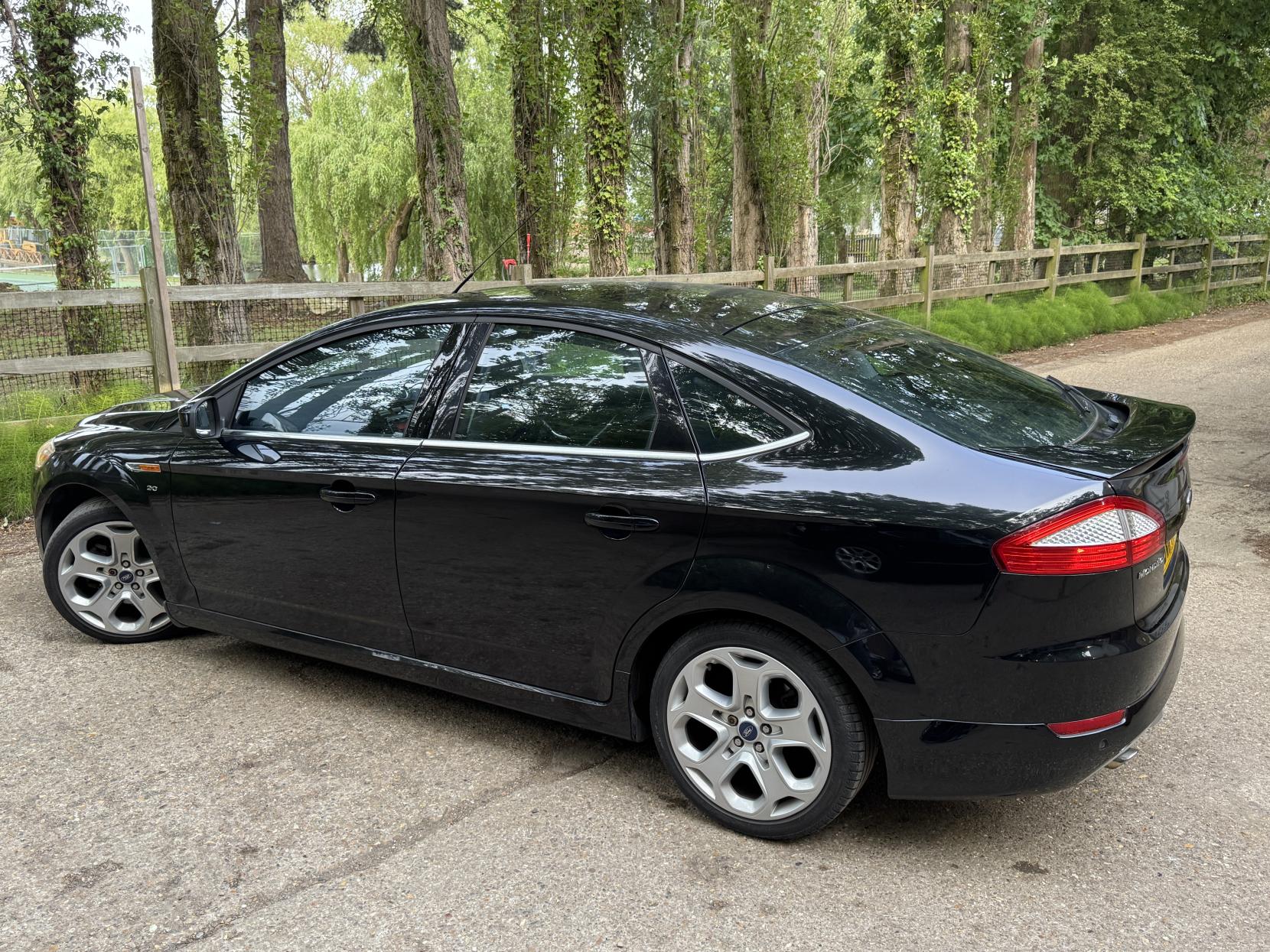Ford Mondeo 2.0 EcoBoost Titanium X Sport Hatchback 5dr Petrol Powershift (179 g/km, 200 bhp)