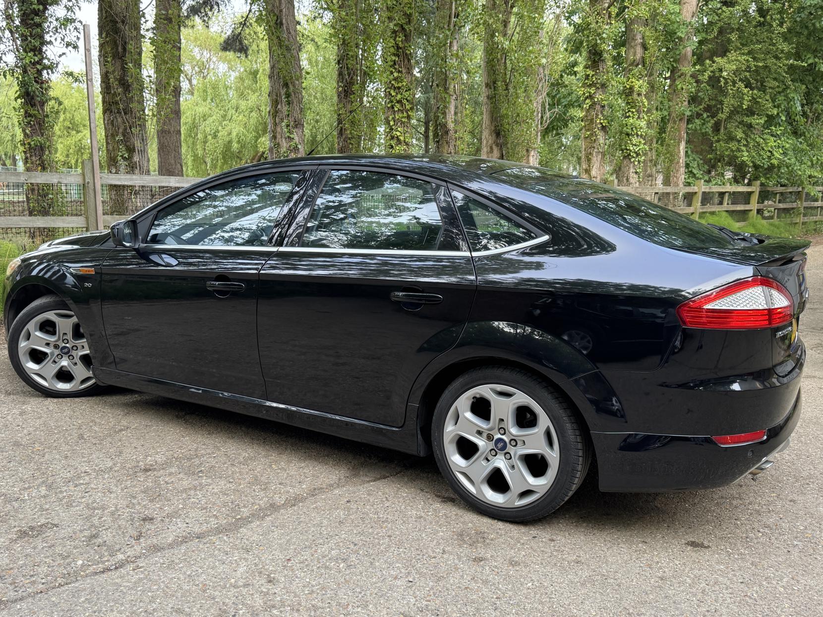 Ford Mondeo 2.0 EcoBoost Titanium X Sport Hatchback 5dr Petrol Powershift (179 g/km, 200 bhp)