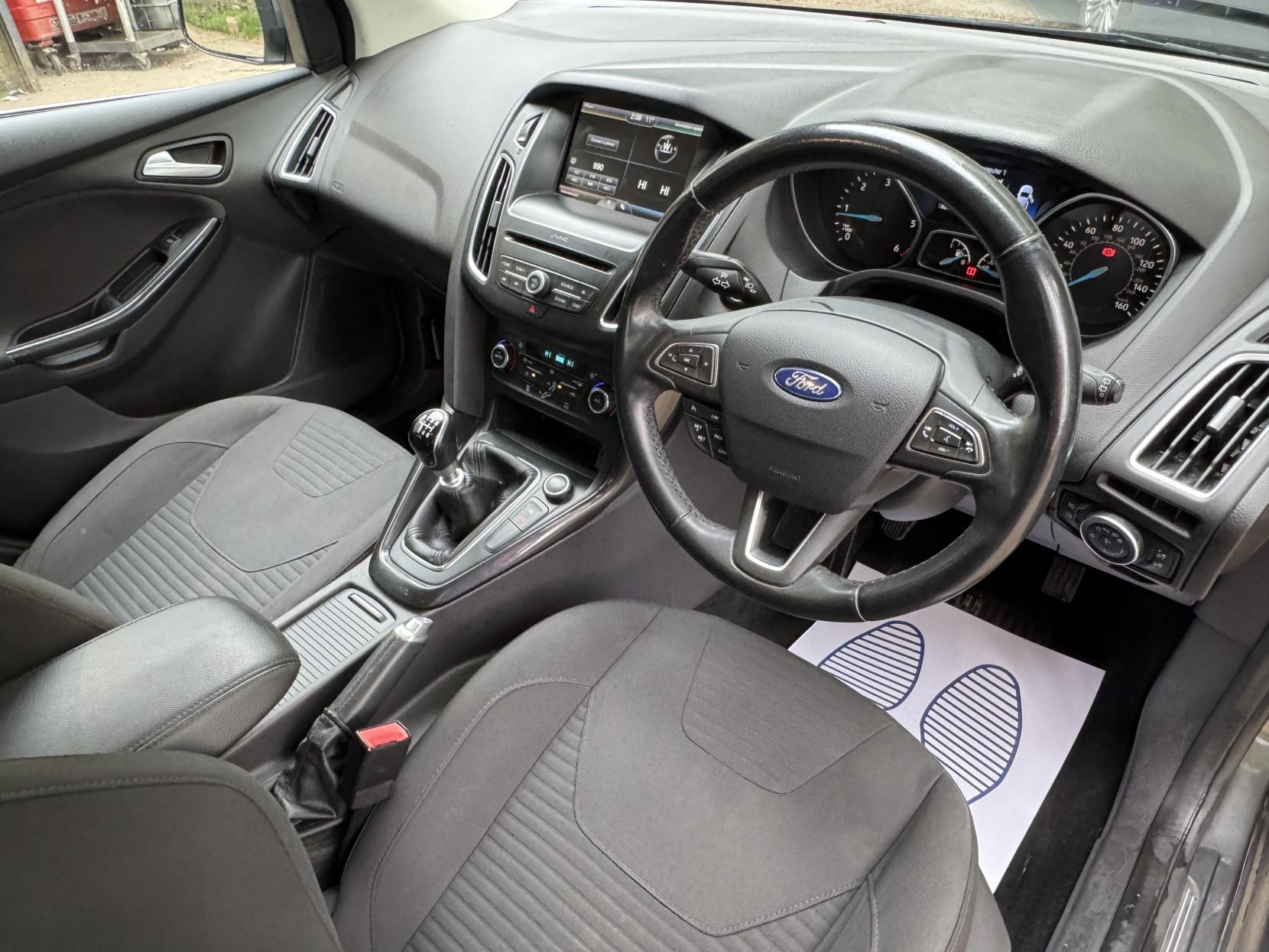 Ford Focus 2.0 TDCi Titanium Estate 5dr Diesel Manual Euro 6 (s/s) (150 ps)