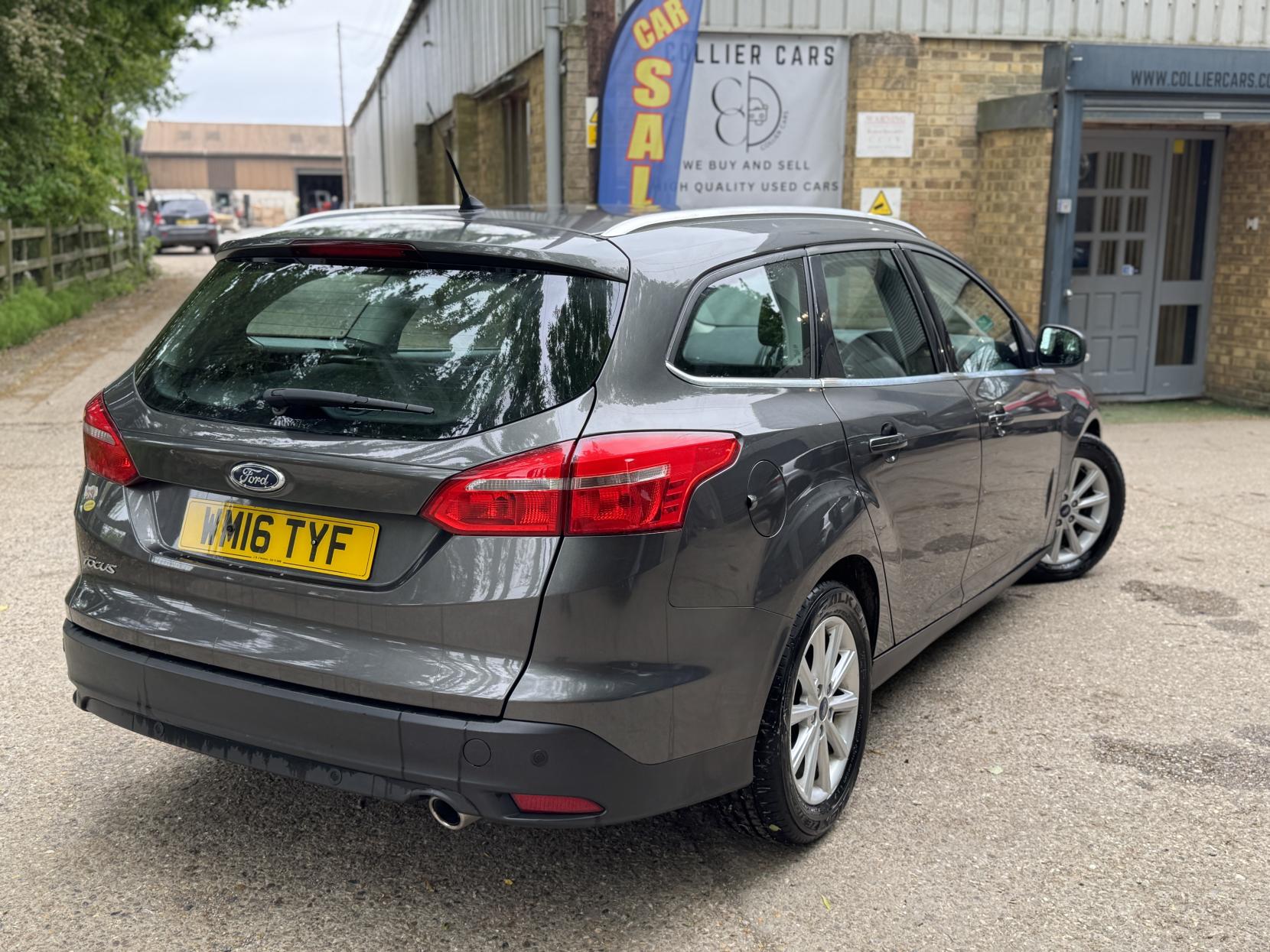Ford Focus 2.0 TDCi Titanium Estate 5dr Diesel Manual Euro 6 (s/s) (150 ps)