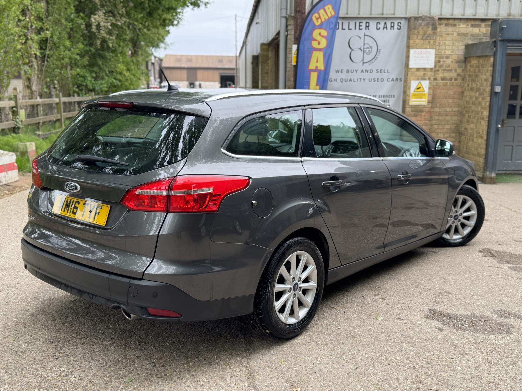 Ford Focus 2.0 TDCi Titanium Estate 5dr Diesel Manual Euro 6 (s/s) (150 ps)