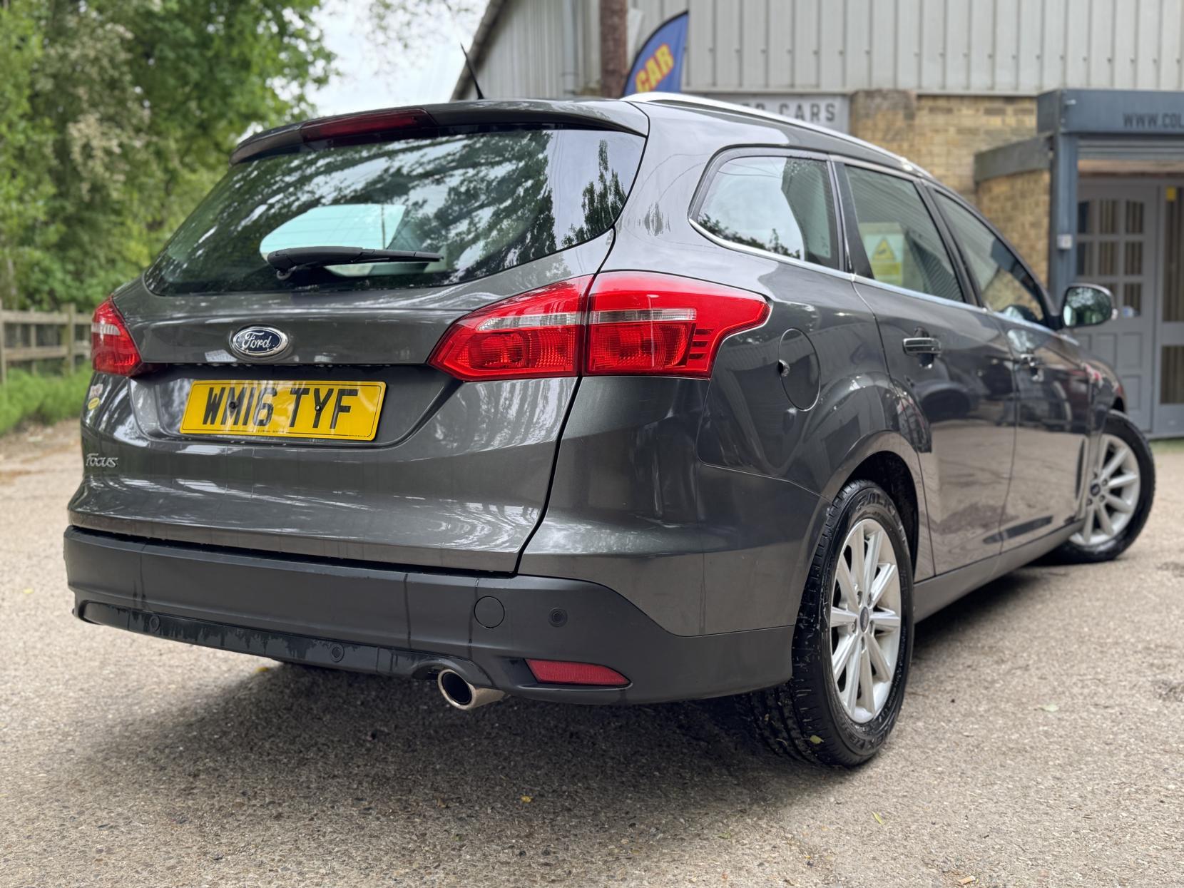 Ford Focus 2.0 TDCi Titanium Estate 5dr Diesel Manual Euro 6 (s/s) (150 ps)
