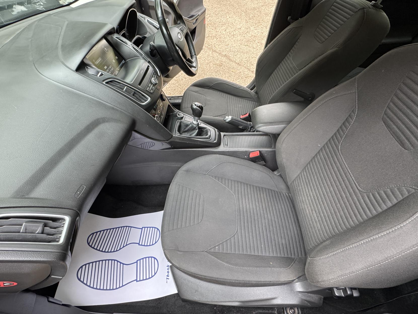 Ford Focus 2.0 TDCi Titanium Estate 5dr Diesel Manual Euro 6 (s/s) (150 ps)