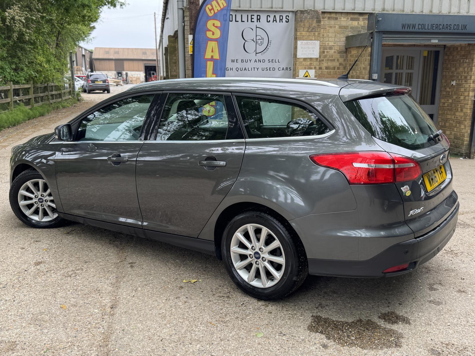 Ford Focus 2.0 TDCi Titanium Estate 5dr Diesel Manual Euro 6 (s/s) (150 ps)
