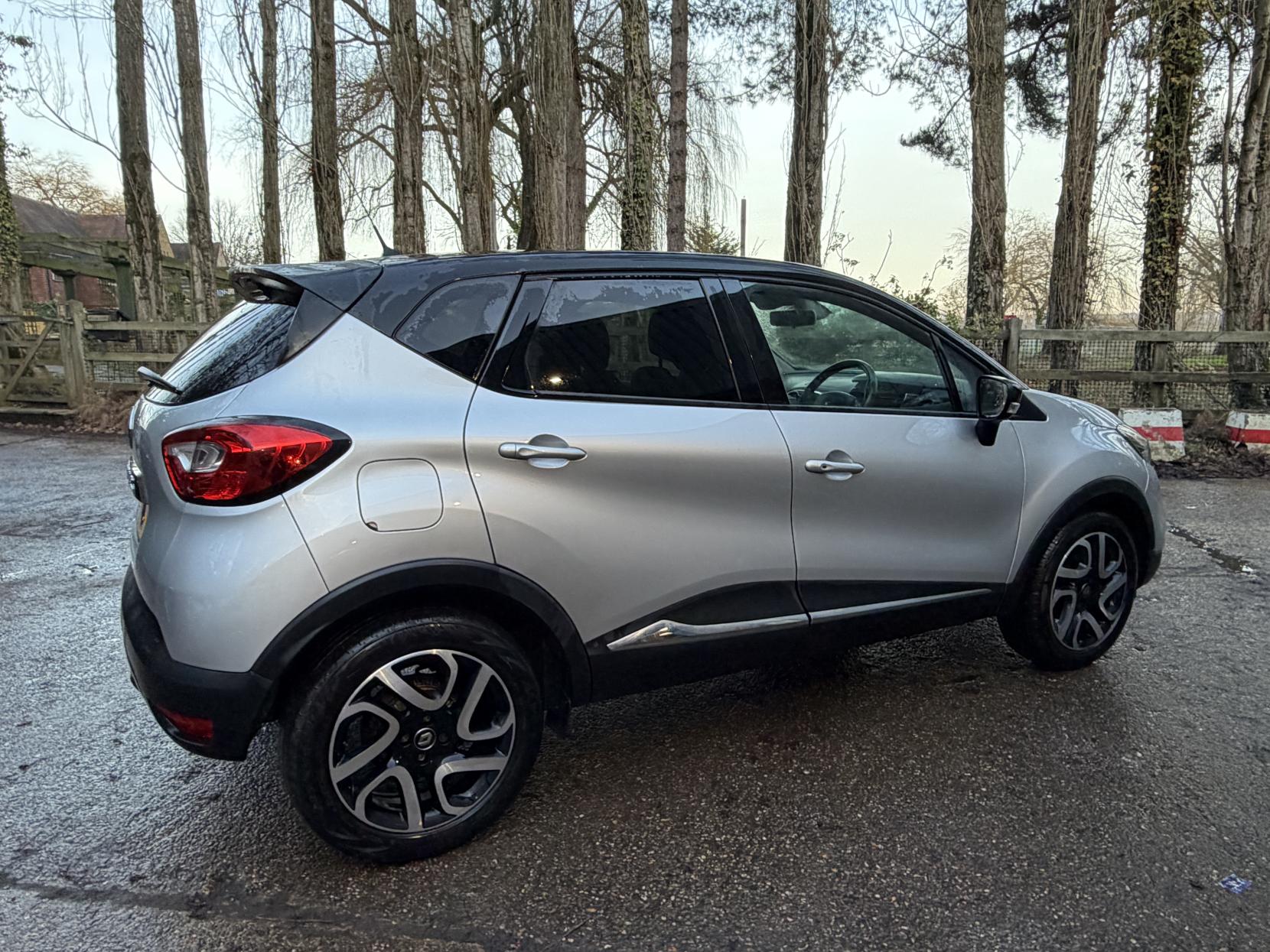 Renault Captur 1.2 TCe ENERGY Dynamique S Nav SUV 5dr Petrol Manual Euro 6 (s/s) (120 ps)