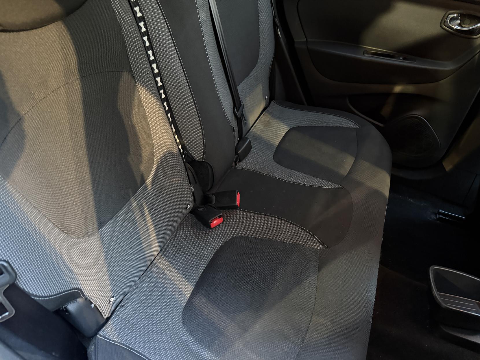 Renault Captur 1.2 TCe ENERGY Dynamique S Nav SUV 5dr Petrol Manual Euro 6 (s/s) (120 ps)