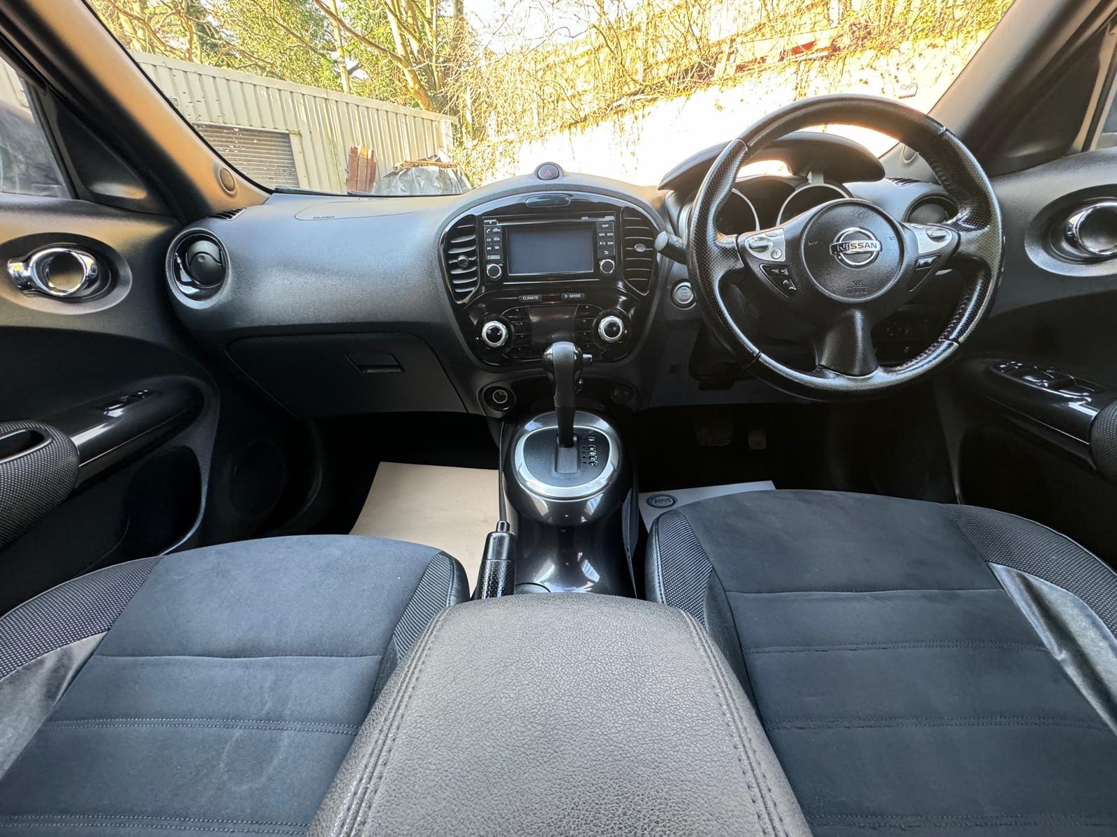 Nissan Juke 1.6 N-Connecta SUV 5dr Petrol XTRON Euro 6 (117 ps)