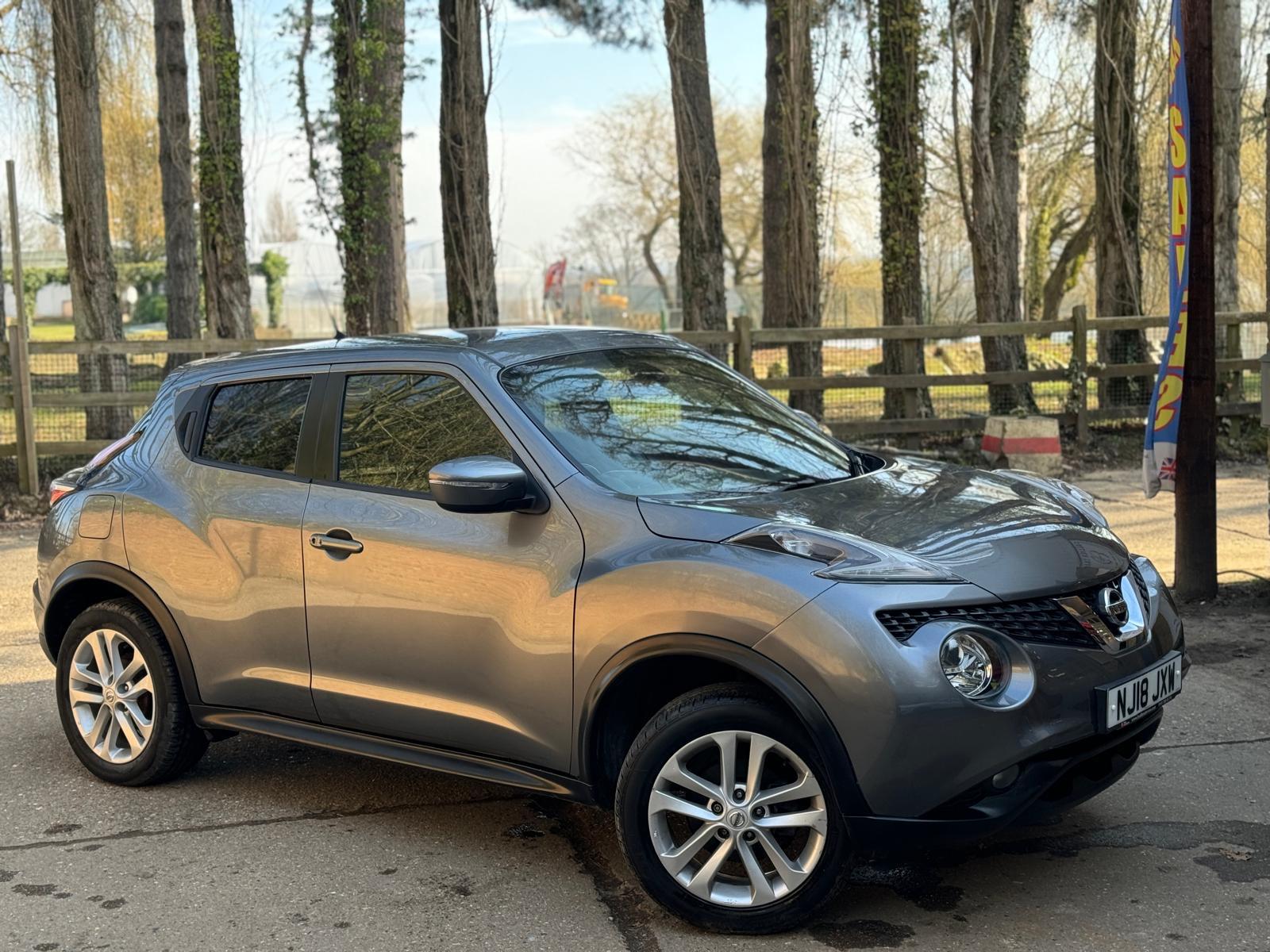 Nissan Juke 1.6 N-Connecta SUV 5dr Petrol XTRON Euro 6 (117 ps)