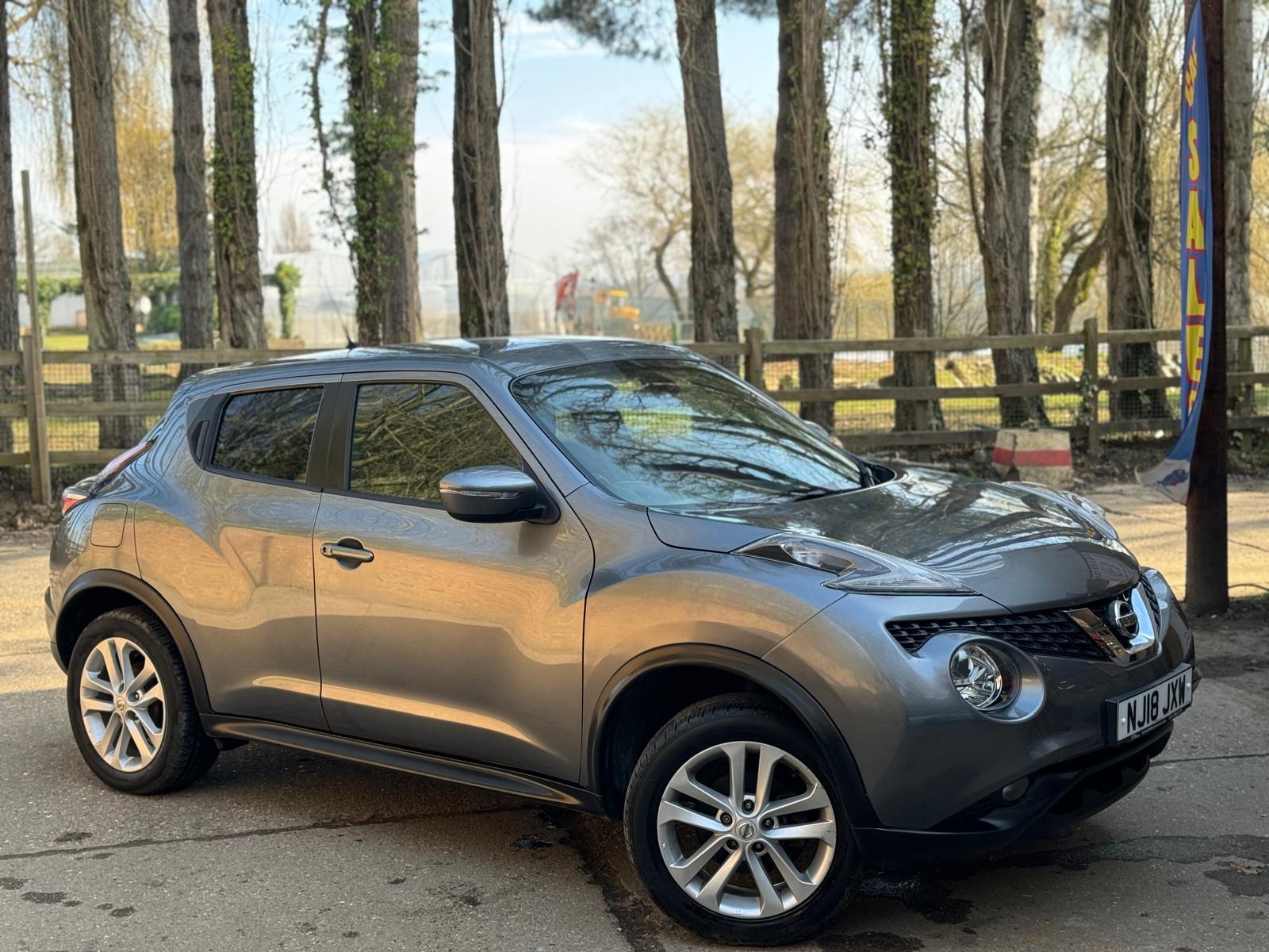 Nissan Juke 1.6 N-Connecta SUV 5dr Petrol XTRON Euro 6 (117 ps)