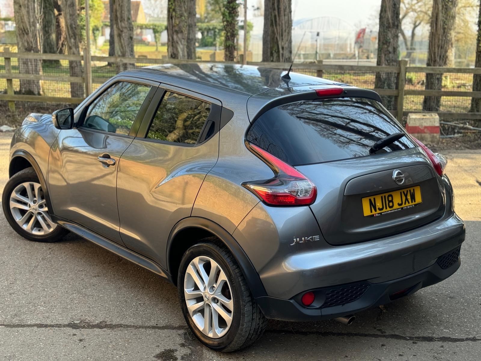 Nissan Juke 1.6 N-Connecta SUV 5dr Petrol XTRON Euro 6 (117 ps)