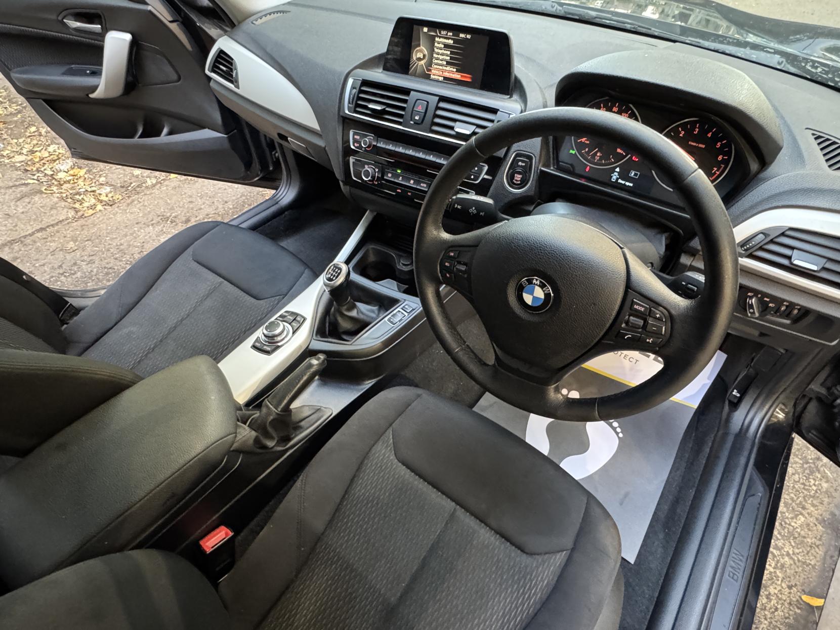 BMW 1 Series 1.5 118i SE Hatchback 5dr Petrol Manual Euro 6 (s/s) (136 ps)