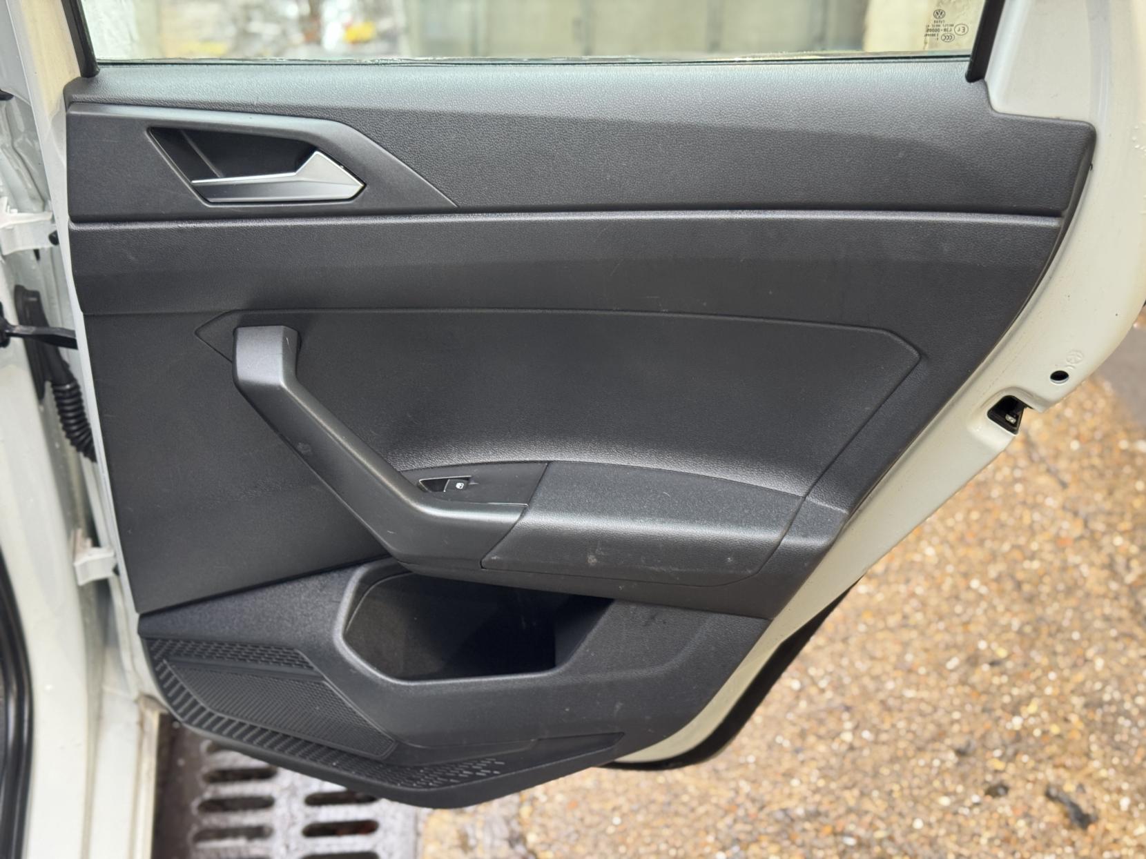 Volkswagen Polo 1.0 TSI GPF SE Hatchback 5dr Petrol Manual Euro 6 (s/s) (95 ps)