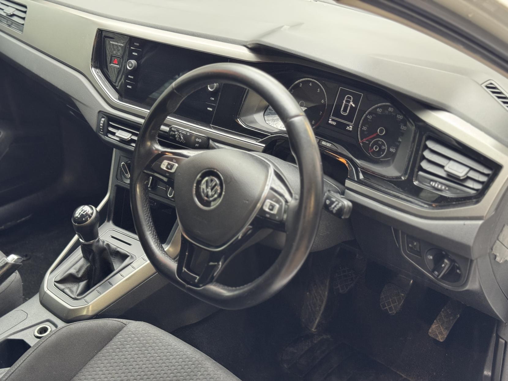 Volkswagen Polo 1.0 TSI GPF SE Hatchback 5dr Petrol Manual Euro 6 (s/s) (95 ps)