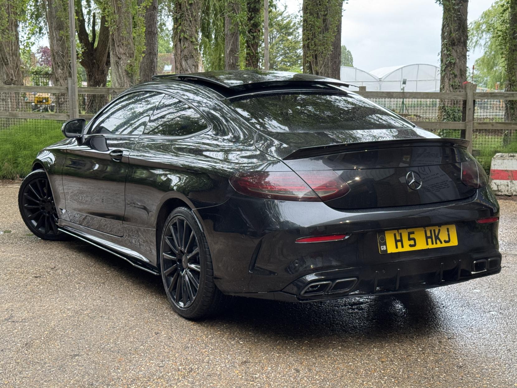 Mercedes-Benz C Class 2.0 C300 AMG Line (Premium Plus) Coupe 2dr Petrol 7G-Tronic+ Euro 6 (s/s) (245 ps)