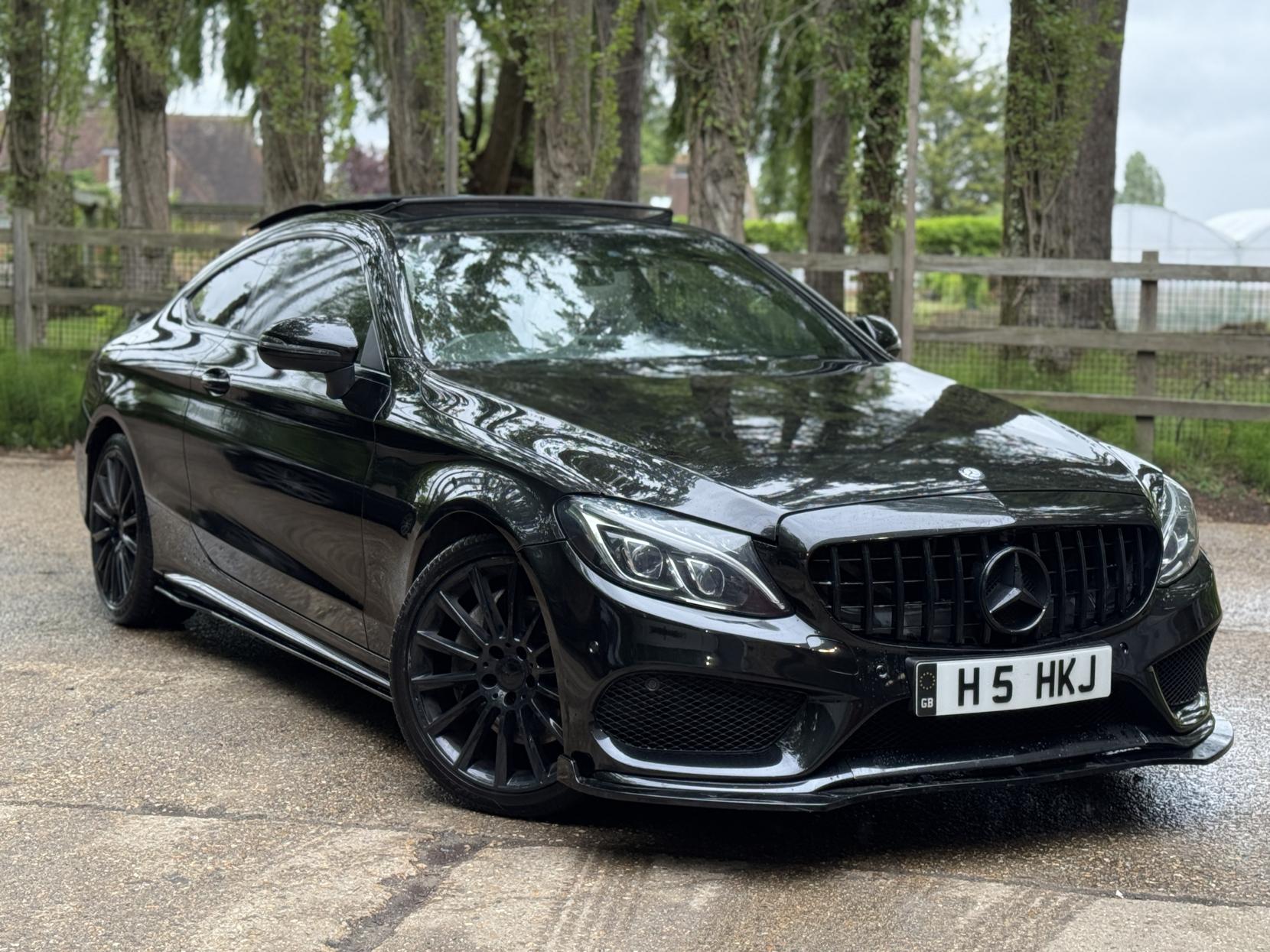 Mercedes-Benz C Class 2.0 C300 AMG Line (Premium Plus) Coupe 2dr Petrol 7G-Tronic+ Euro 6 (s/s) (245 ps)