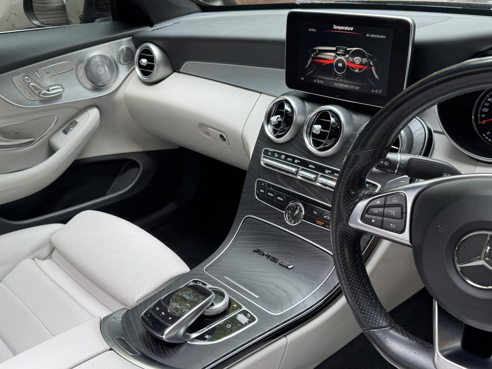 Mercedes-Benz C Class 2.0 C300 AMG Line (Premium Plus) Coupe 2dr Petrol 7G-Tronic+ Euro 6 (s/s) (245 ps)