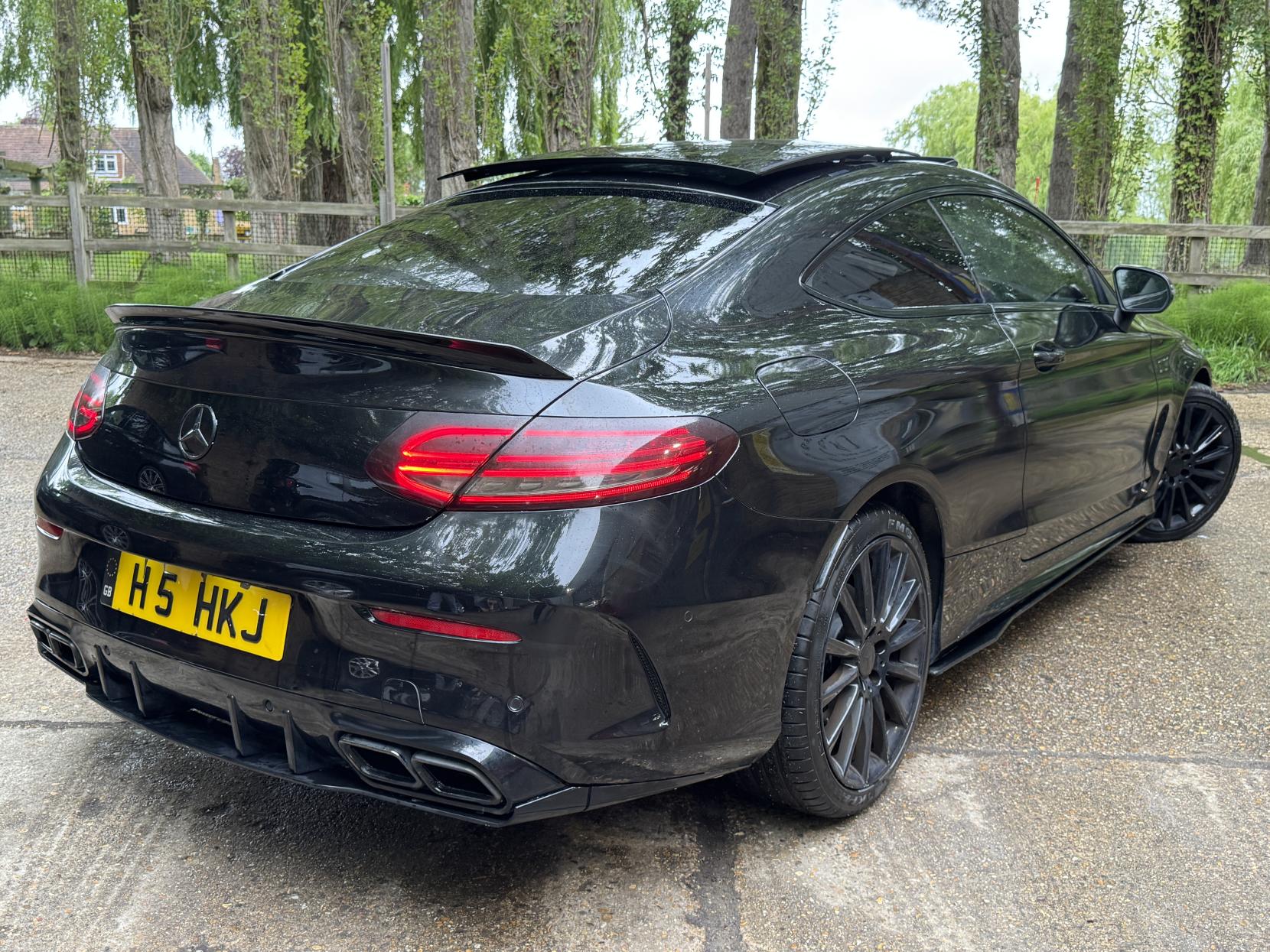 Mercedes-Benz C Class 2.0 C300 AMG Line (Premium Plus) Coupe 2dr Petrol 7G-Tronic+ Euro 6 (s/s) (245 ps)