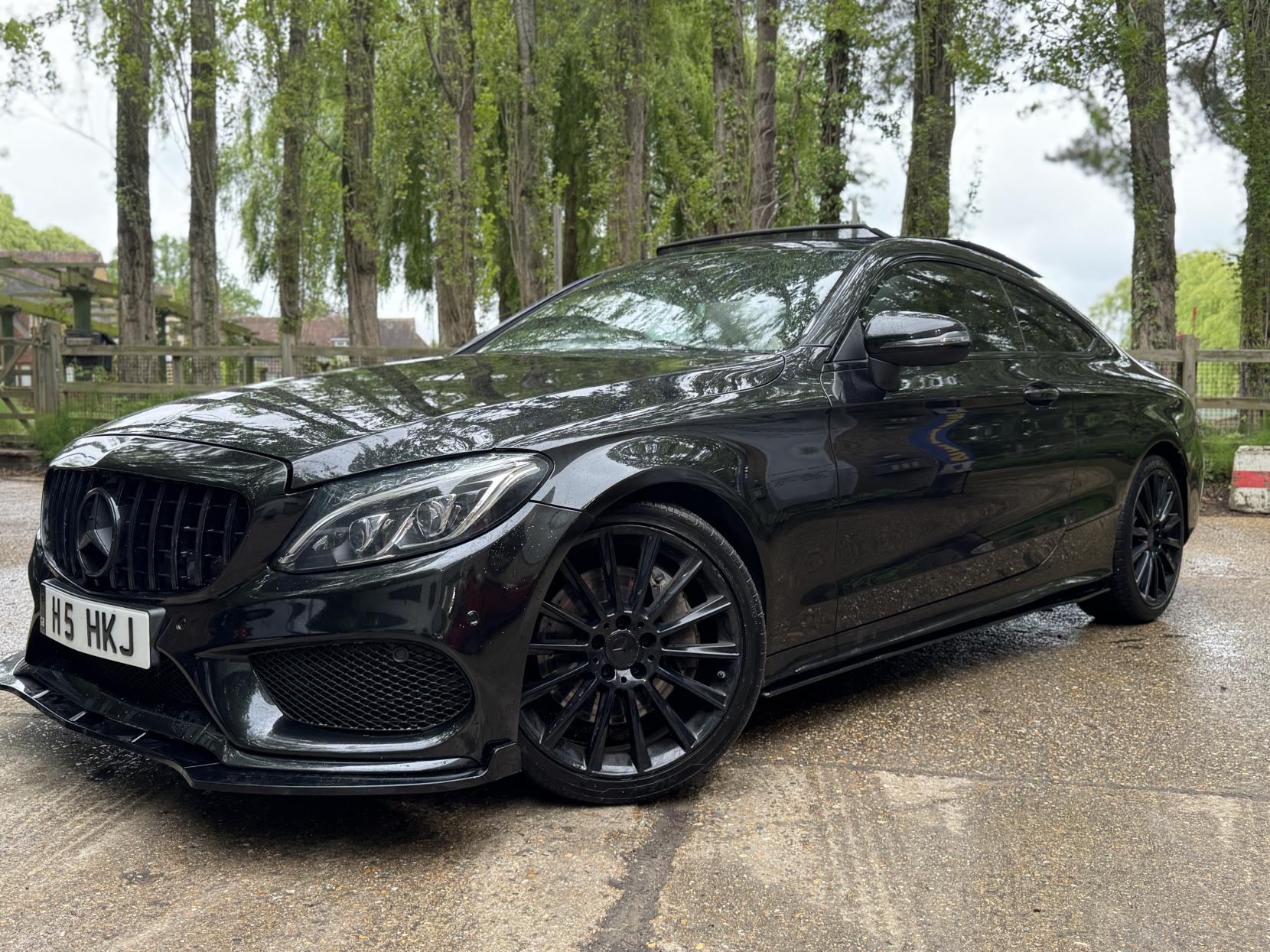 Mercedes-Benz C Class 2.0 C300 AMG Line (Premium Plus) Coupe 2dr Petrol 7G-Tronic+ Euro 6 (s/s) (245 ps)
