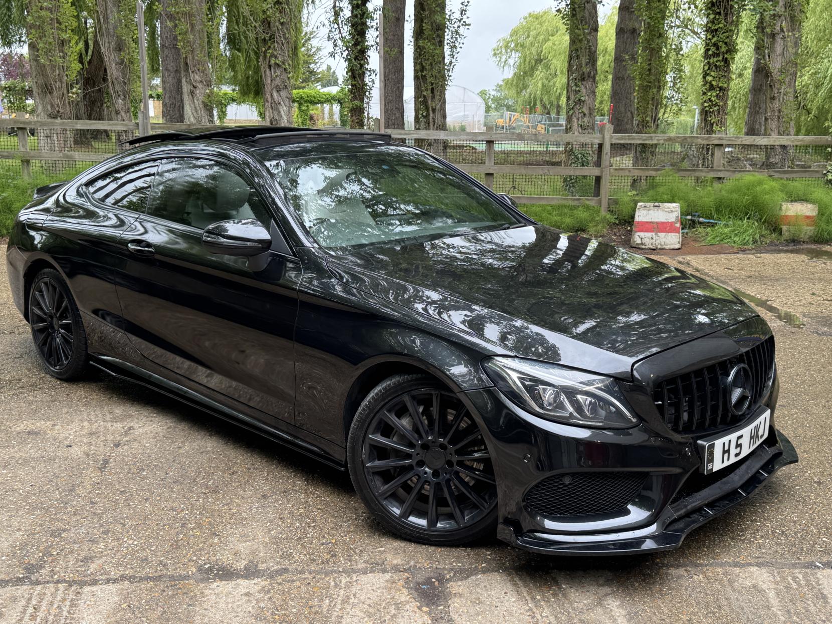 Mercedes-Benz C Class 2.0 C300 AMG Line (Premium Plus) Coupe 2dr Petrol 7G-Tronic+ Euro 6 (s/s) (245 ps)