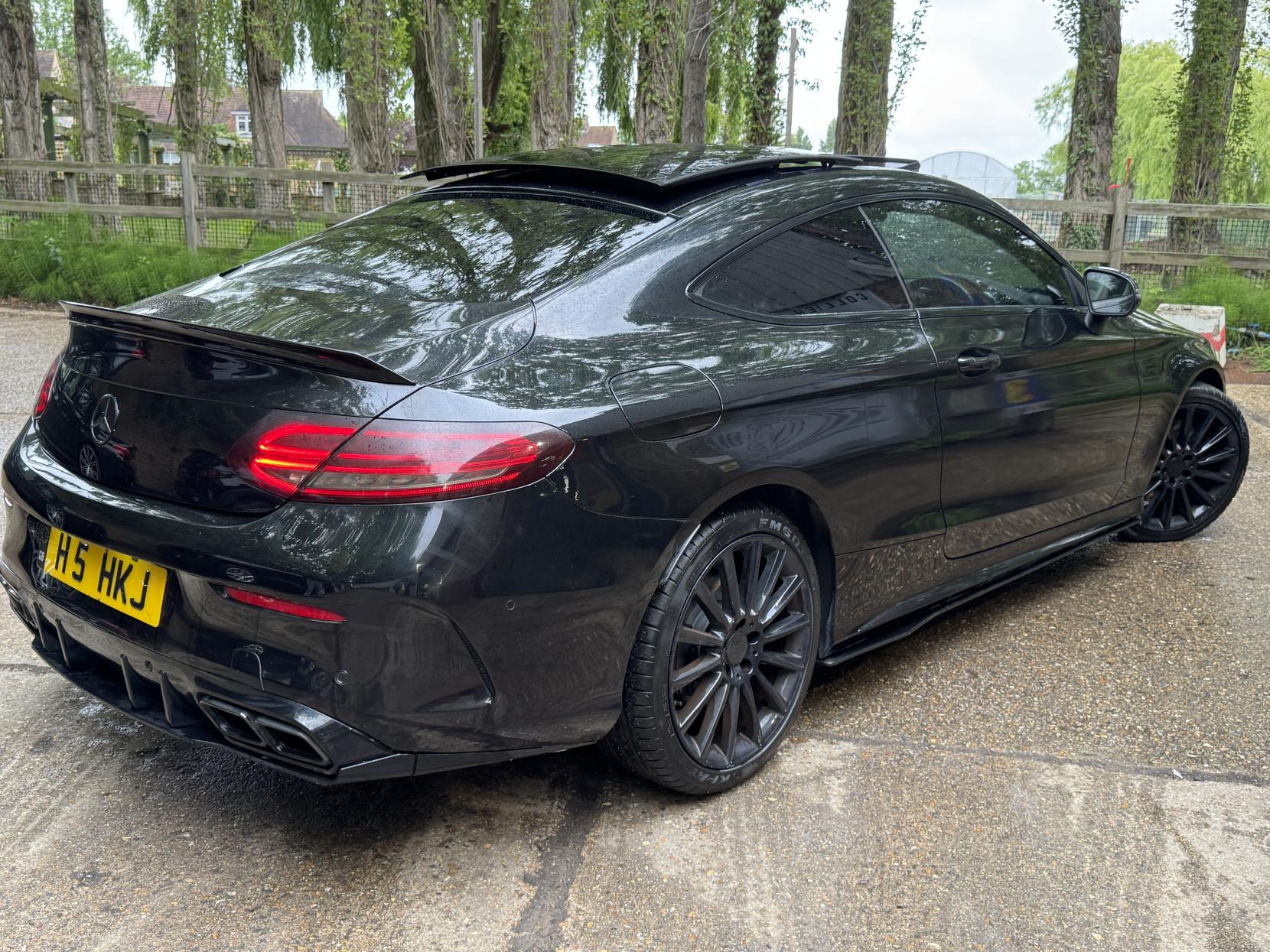 Mercedes-Benz C Class 2.0 C300 AMG Line (Premium Plus) Coupe 2dr Petrol 7G-Tronic+ Euro 6 (s/s) (245 ps)