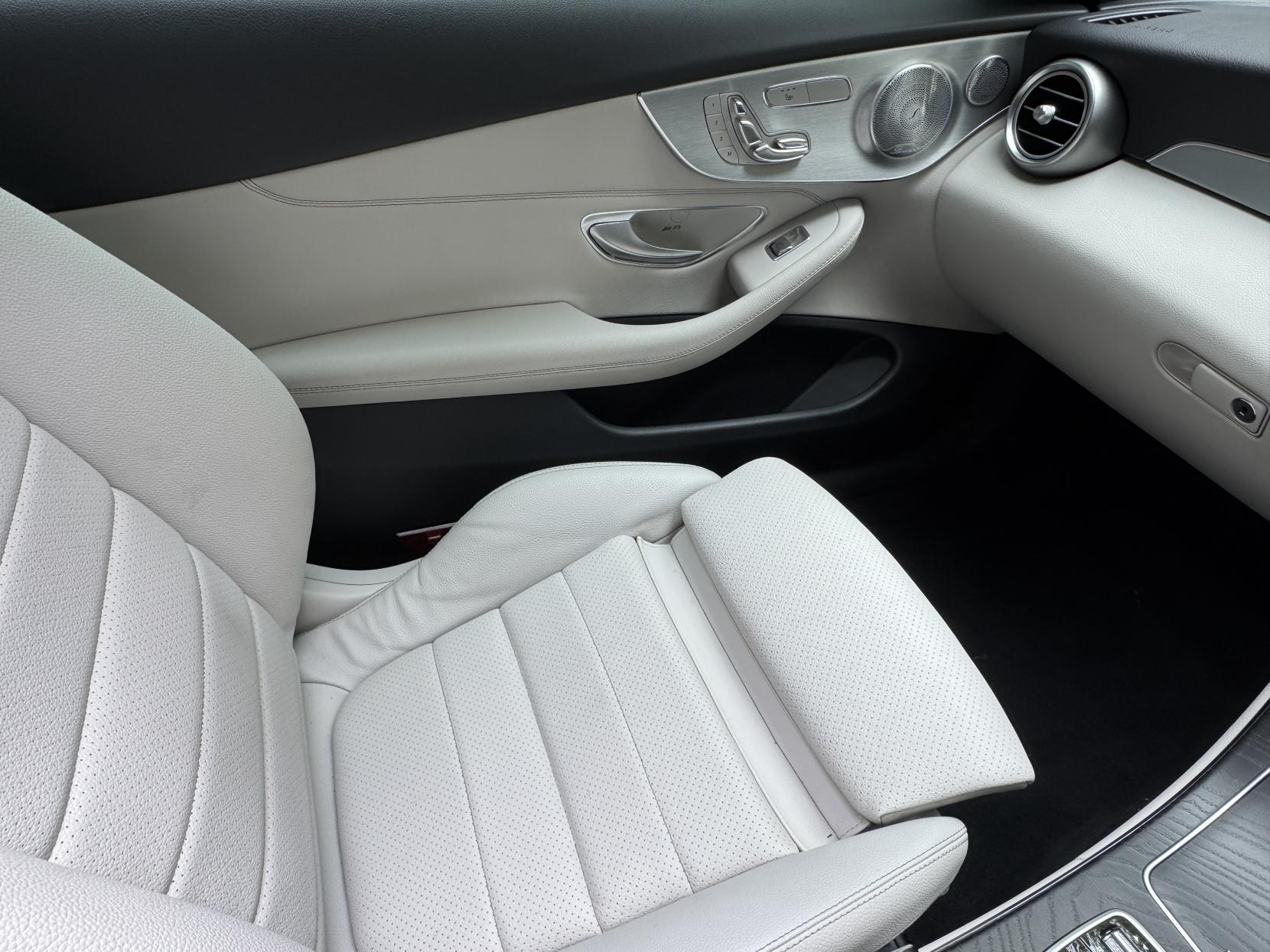 Mercedes-Benz C Class 2.0 C300 AMG Line (Premium Plus) Coupe 2dr Petrol 7G-Tronic+ Euro 6 (s/s) (245 ps)