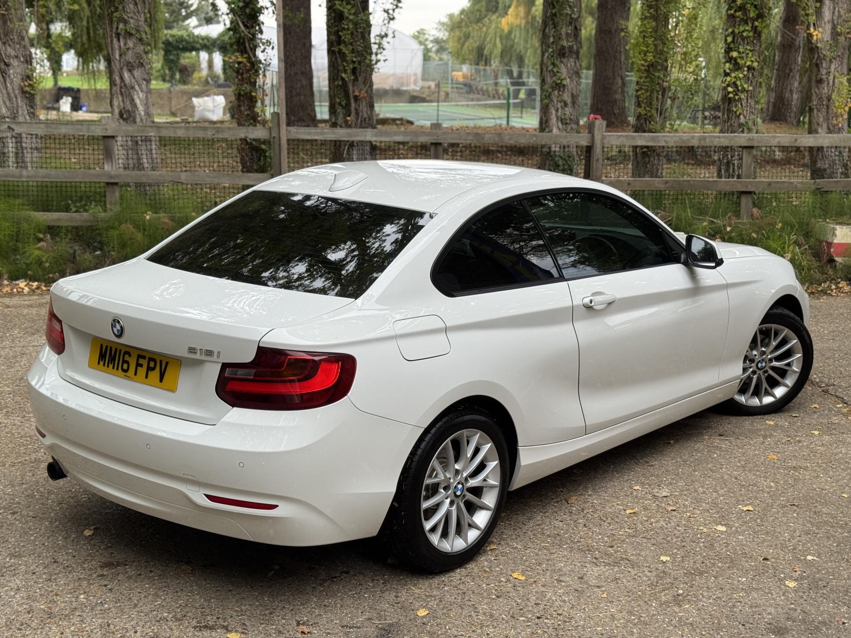 BMW 2 Series 1.5 218i SE Coupe 2dr Petrol Auto Euro 6 (s/s) (136 ps)