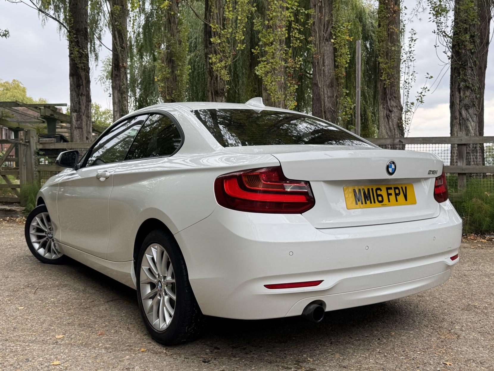 BMW 2 Series 1.5 218i SE Coupe 2dr Petrol Auto Euro 6 (s/s) (136 ps)