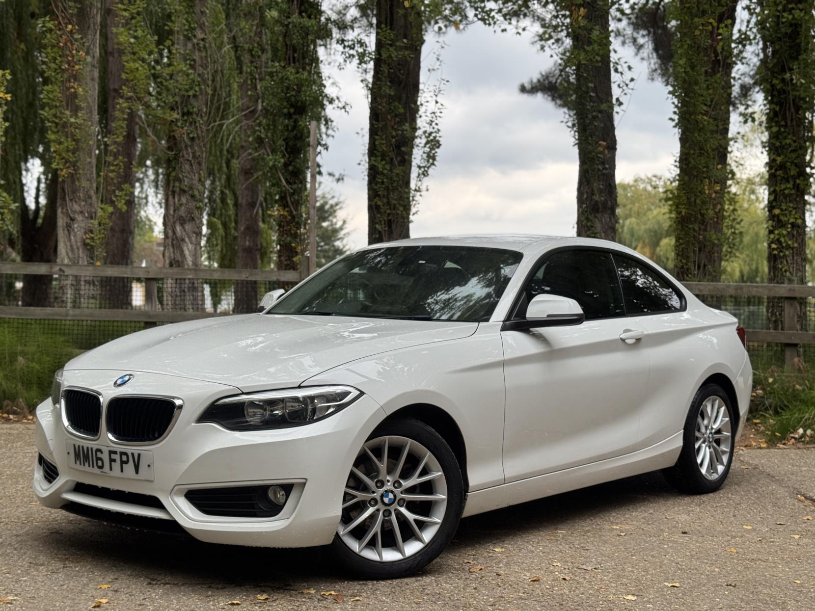 BMW 2 Series 1.5 218i SE Coupe 2dr Petrol Auto Euro 6 (s/s) (136 ps)