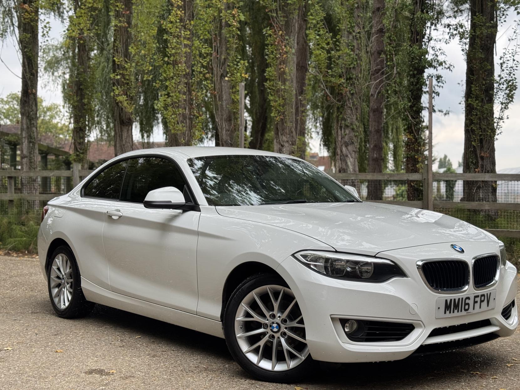 BMW 2 Series 1.5 218i SE Coupe 2dr Petrol Auto Euro 6 (s/s) (136 ps)