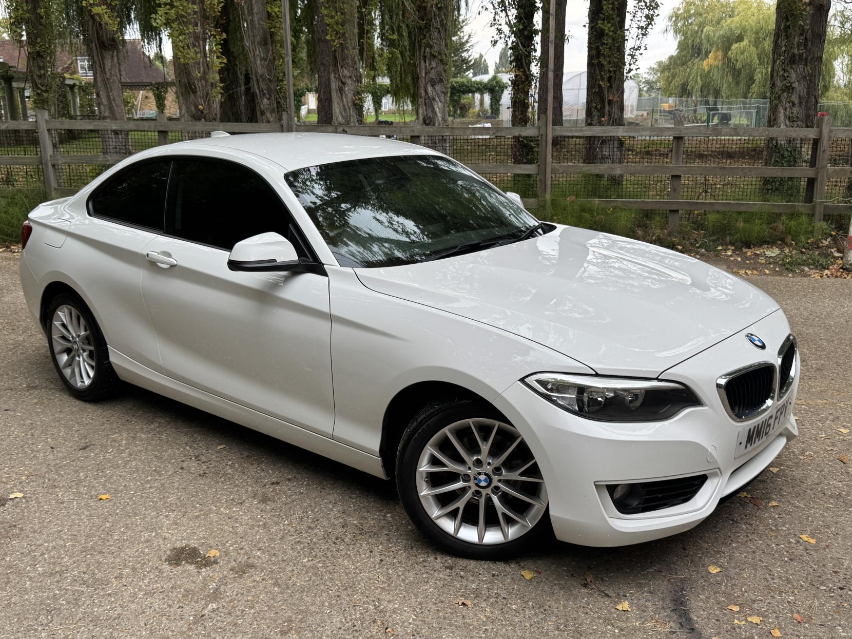 BMW 2 Series 1.5 218i SE Coupe 2dr Petrol Auto Euro 6 (s/s) (136 ps)