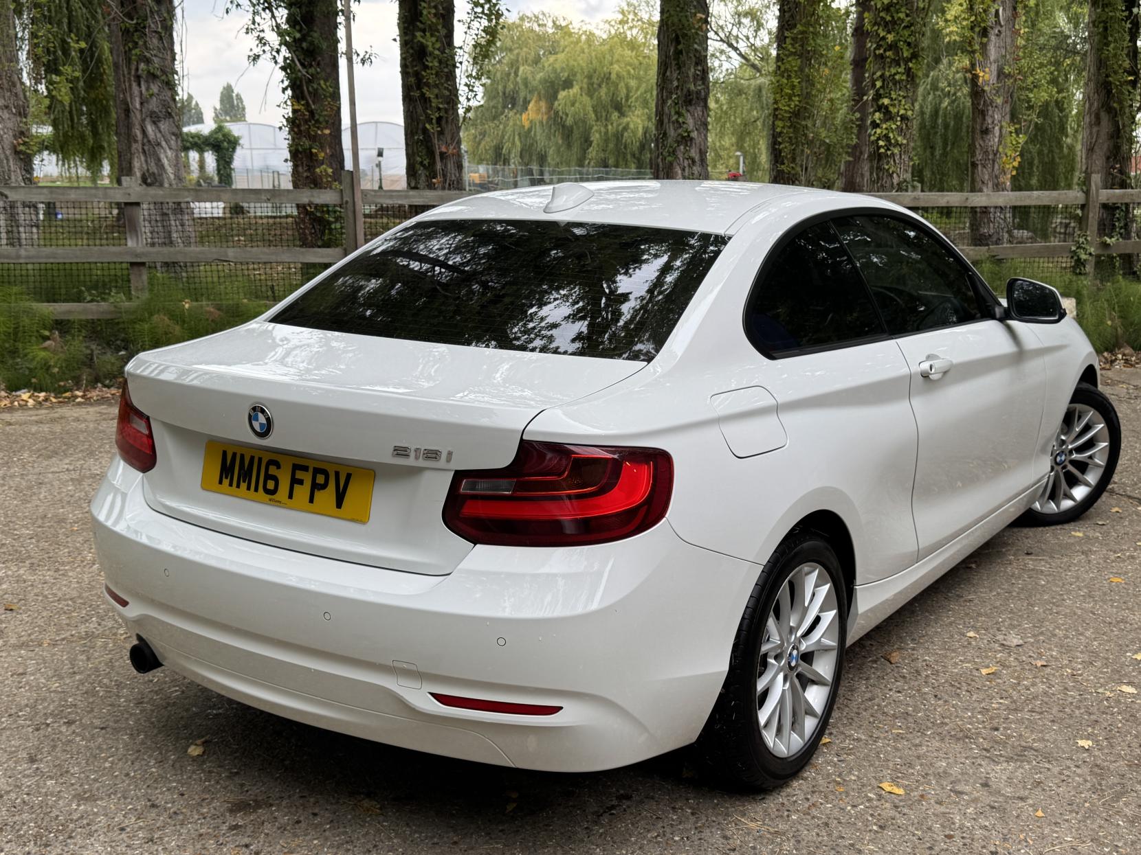 BMW 2 Series 1.5 218i SE Coupe 2dr Petrol Auto Euro 6 (s/s) (136 ps)