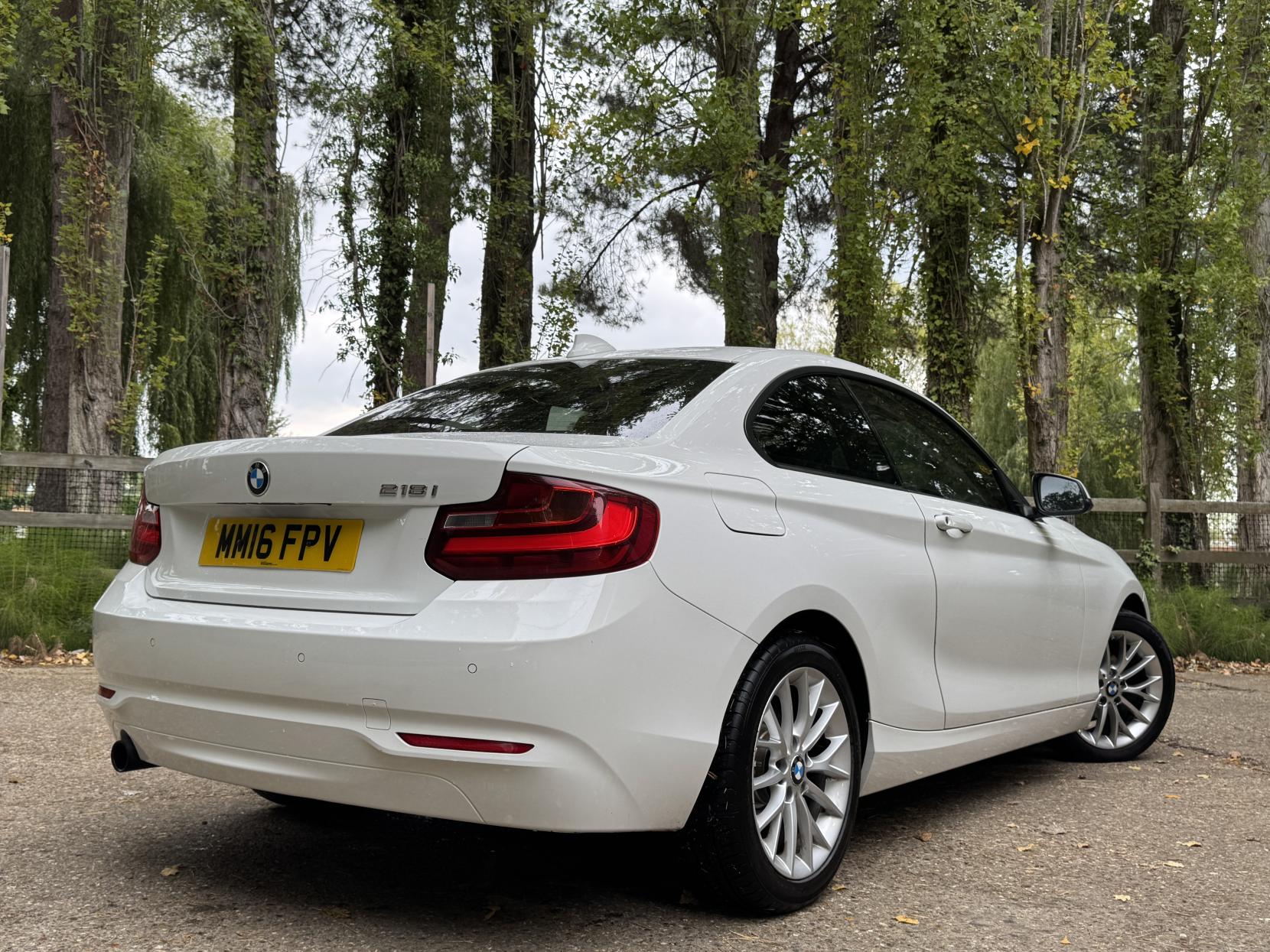 BMW 2 Series 1.5 218i SE Coupe 2dr Petrol Auto Euro 6 (s/s) (136 ps)