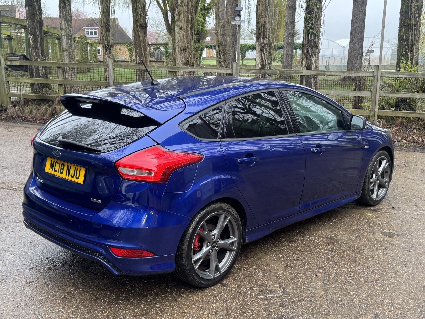 Ford Focus 1.0T EcoBoost ST-Line X Hatchback 5dr Petrol Manual Euro 6 (s/s) (140 ps)