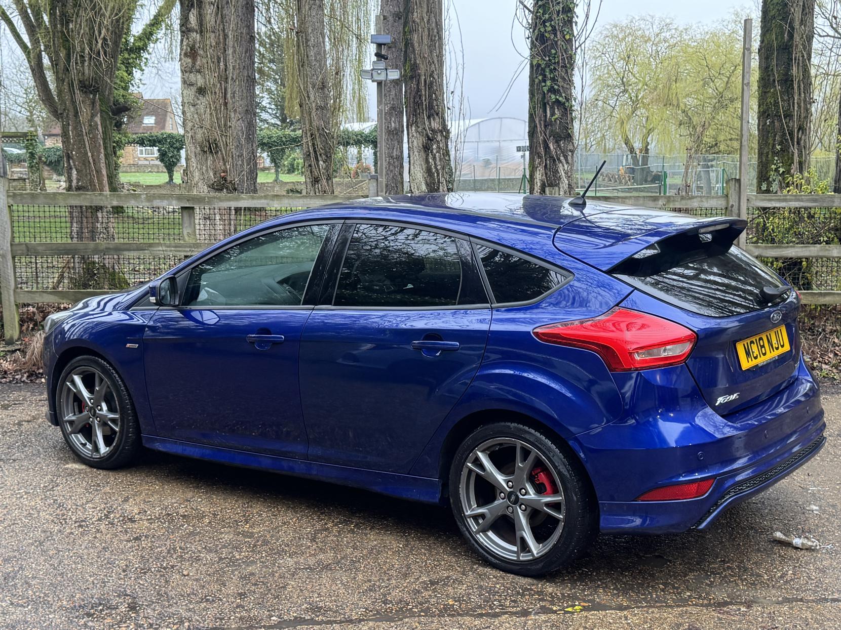 Ford Focus 1.0T EcoBoost ST-Line X Hatchback 5dr Petrol Manual Euro 6 (s/s) (140 ps)