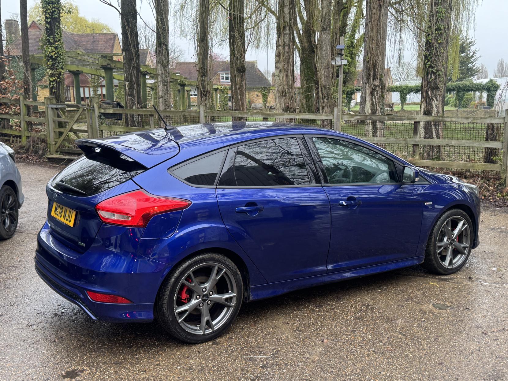 Ford Focus 1.0T EcoBoost ST-Line X Hatchback 5dr Petrol Manual Euro 6 (s/s) (140 ps)