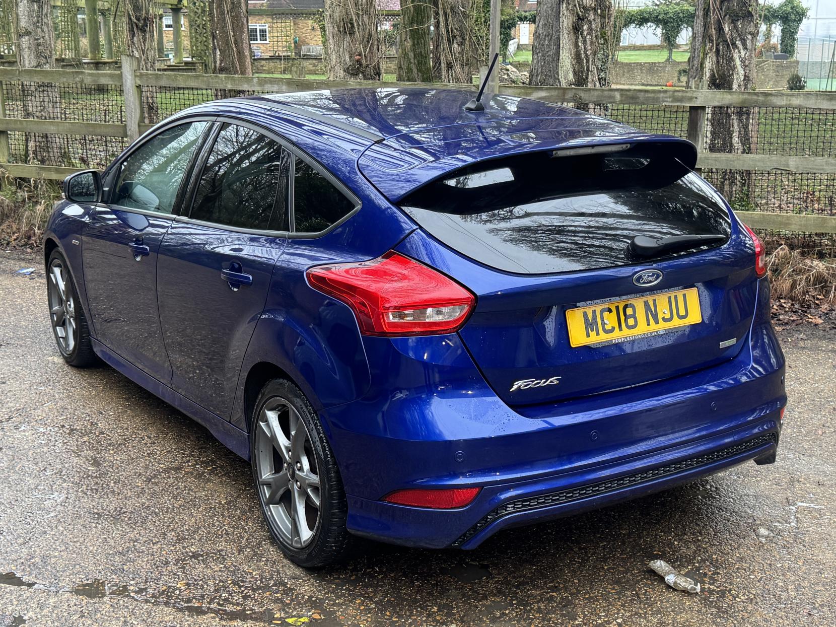 Ford Focus 1.0T EcoBoost ST-Line X Hatchback 5dr Petrol Manual Euro 6 (s/s) (140 ps)