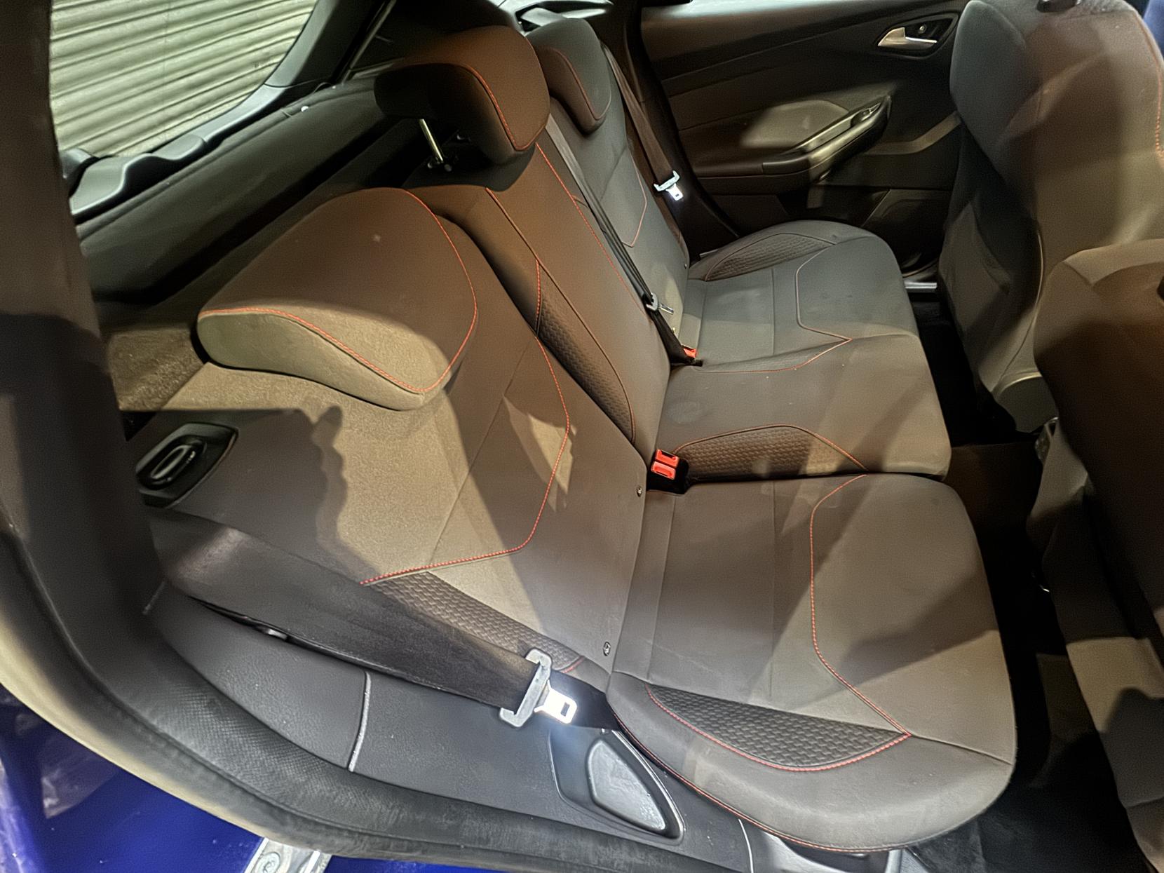 Ford Focus 1.0T EcoBoost ST-Line X Hatchback 5dr Petrol Manual Euro 6 (s/s) (140 ps)