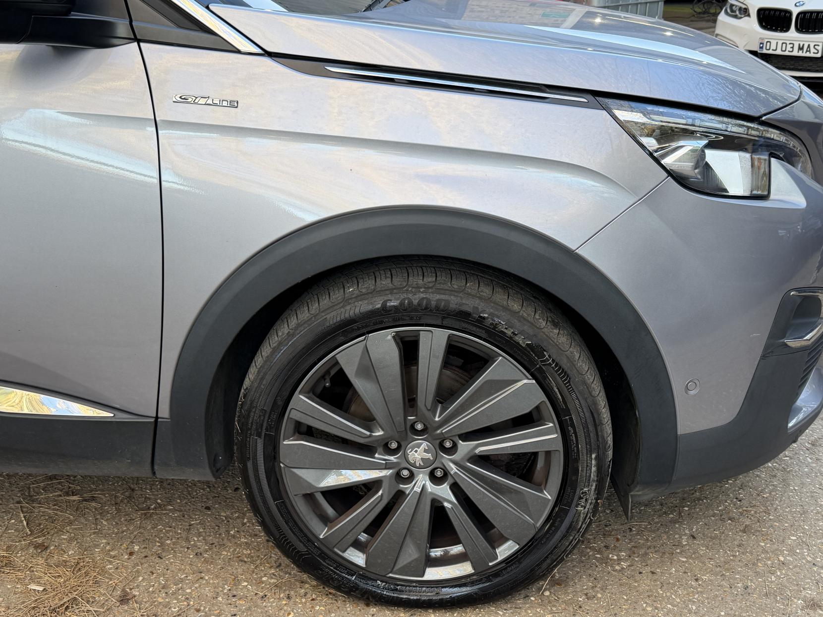 Peugeot 5008 1.2 PureTech GT Line SUV 5dr Petrol Manual Euro 6 (s/s) (130 ps)