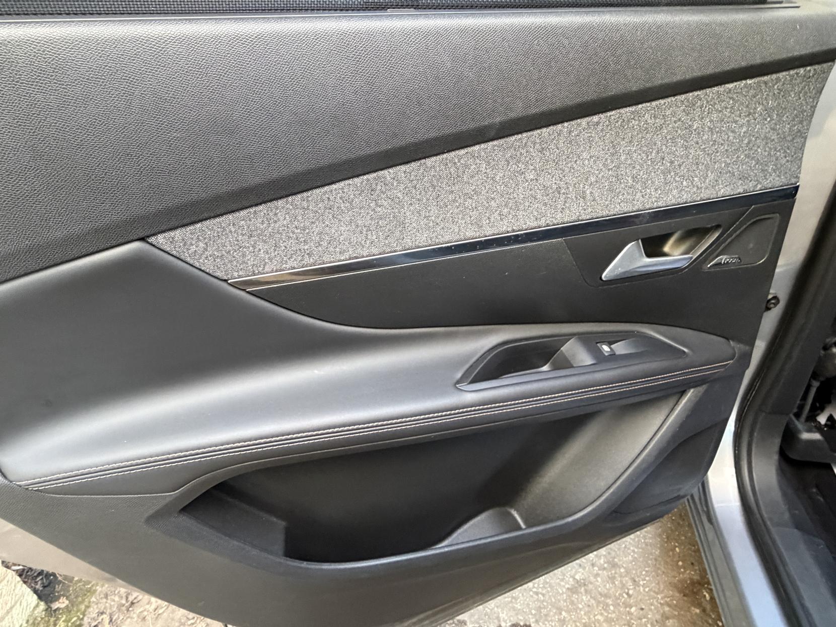 Peugeot 5008 1.2 PureTech GT Line SUV 5dr Petrol Manual Euro 6 (s/s) (130 ps)