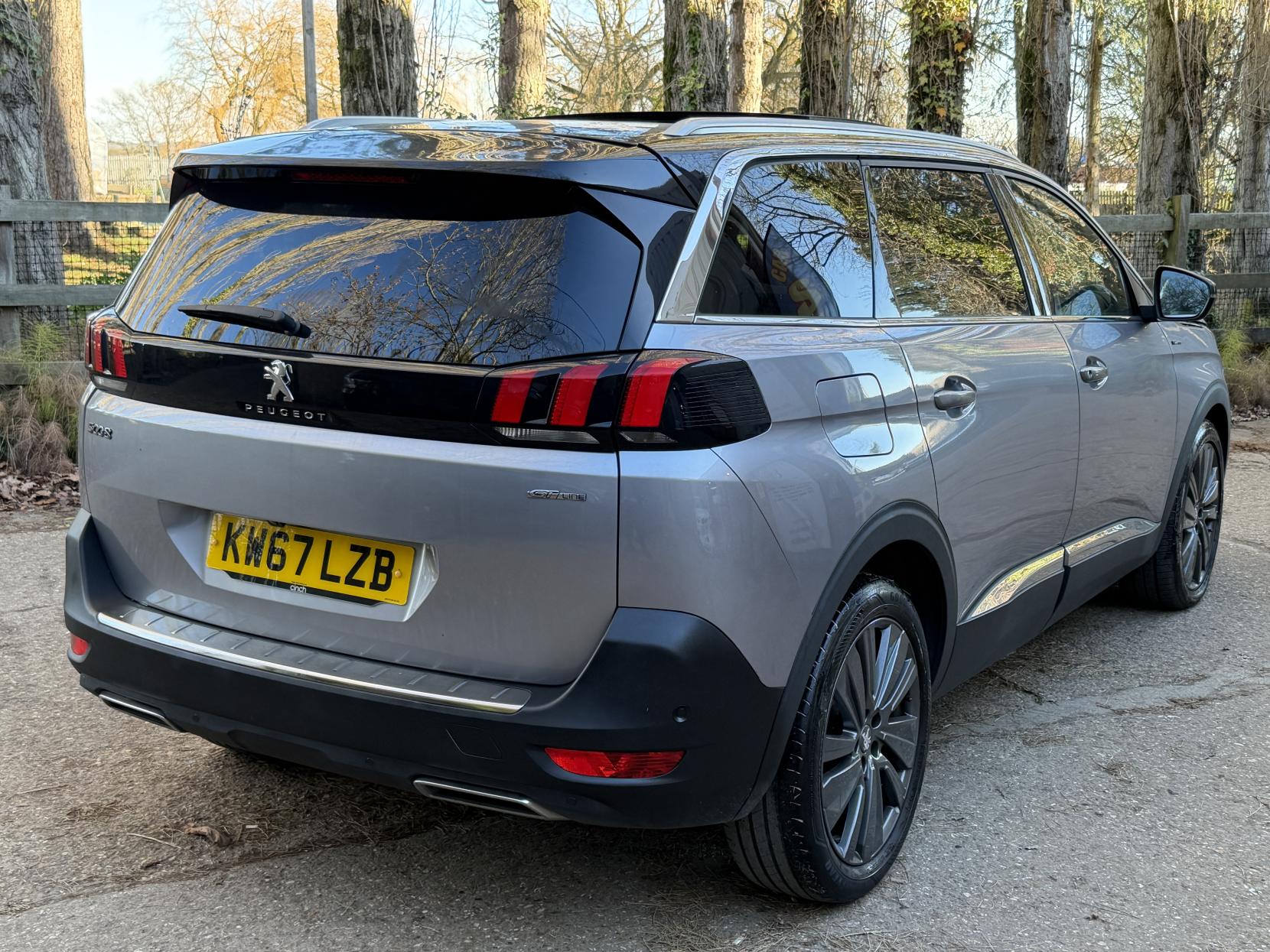 Peugeot 5008 1.2 PureTech GT Line SUV 5dr Petrol Manual Euro 6 (s/s) (130 ps)