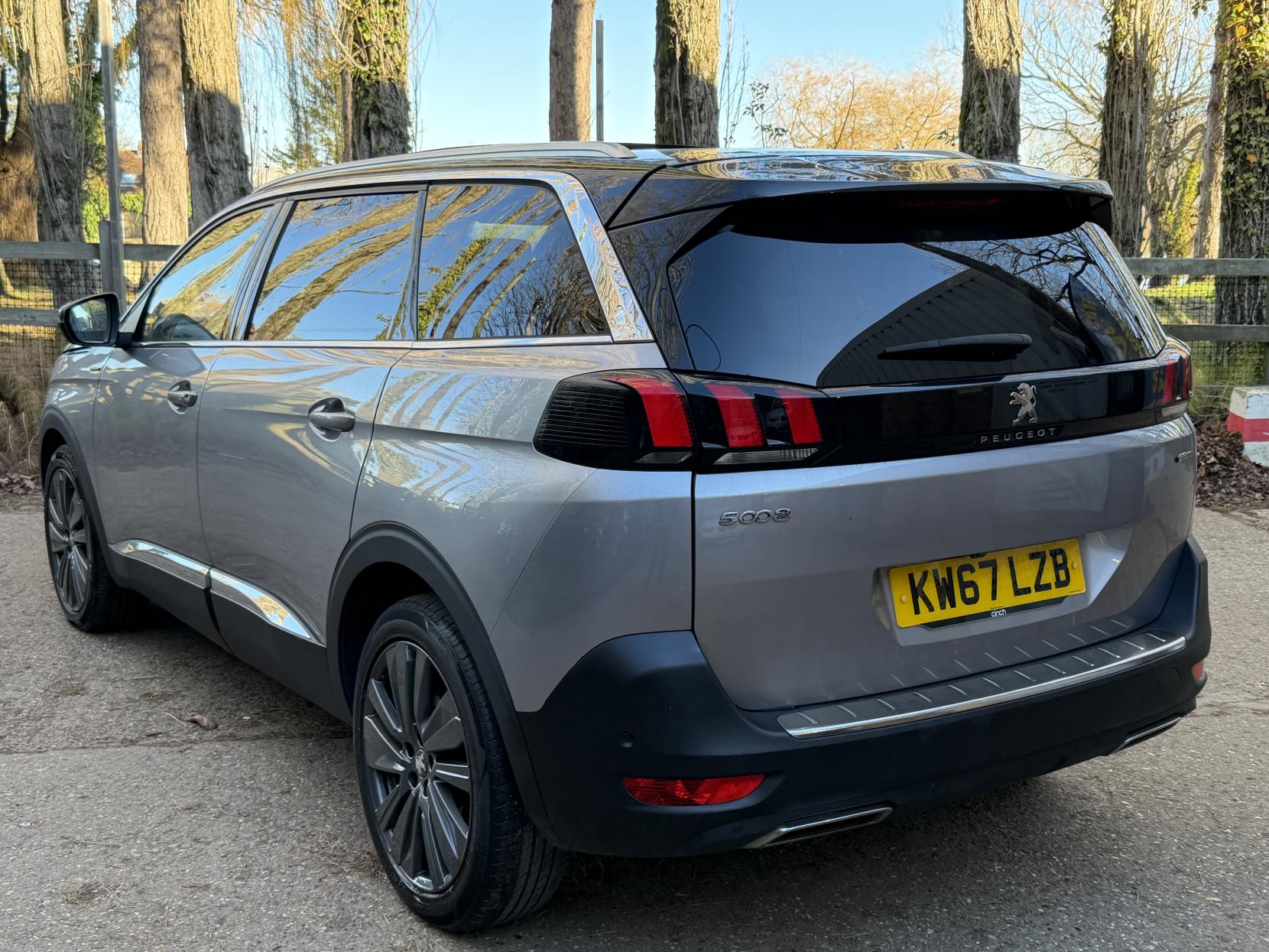 Peugeot 5008 1.2 PureTech GT Line SUV 5dr Petrol Manual Euro 6 (s/s) (130 ps)