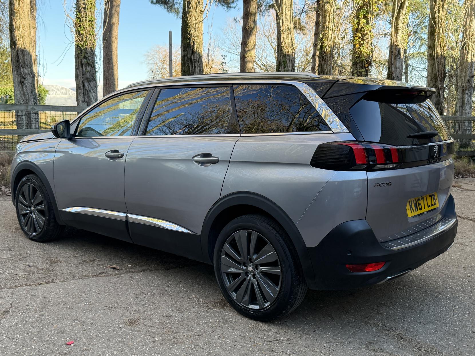 Peugeot 5008 1.2 PureTech GT Line SUV 5dr Petrol Manual Euro 6 (s/s) (130 ps)