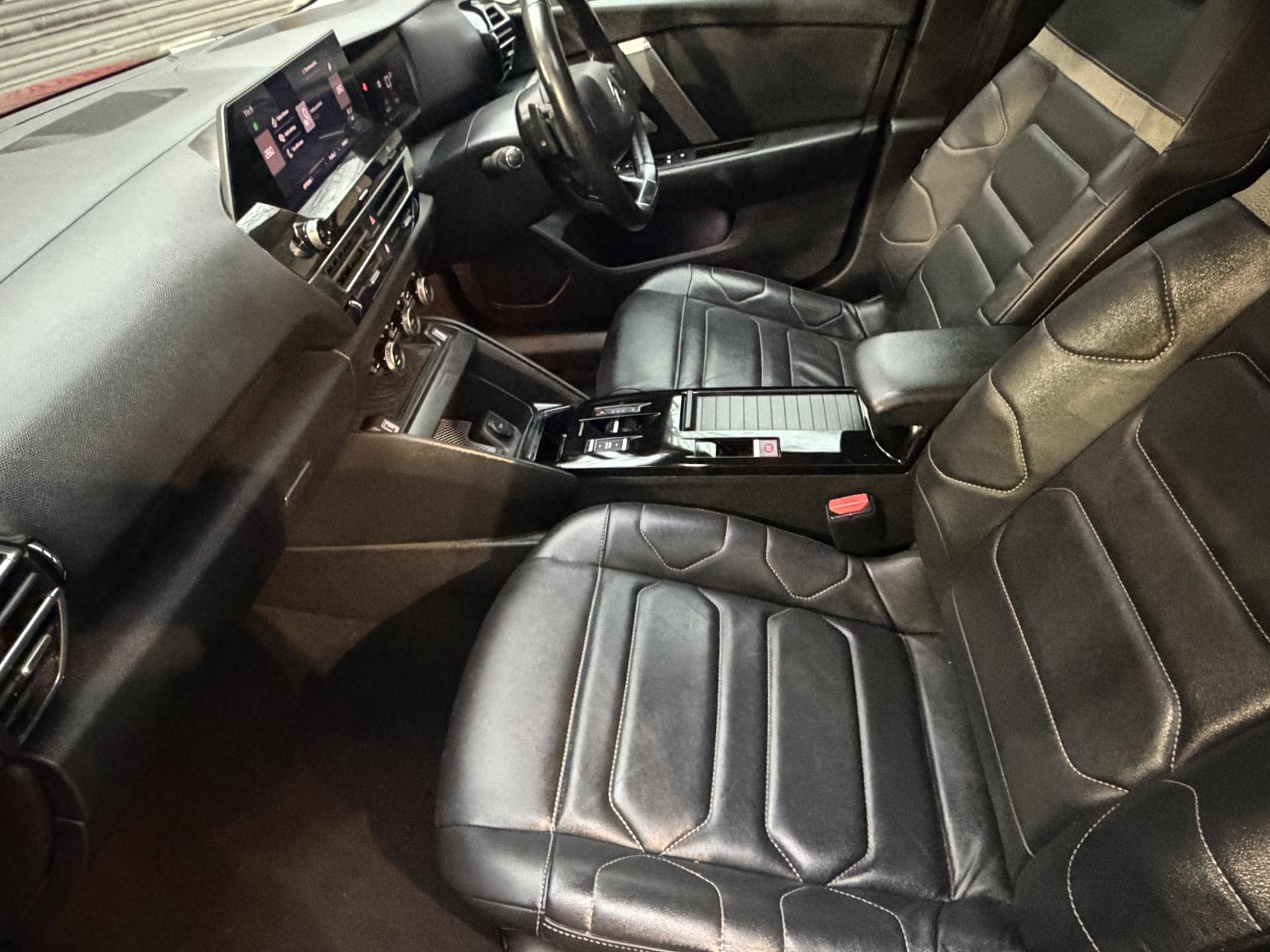 Citroen C4 1.2 PureTech Shine Plus Hatchback 5dr Petrol EAT8 Euro 6 (s/s) (130 ps)