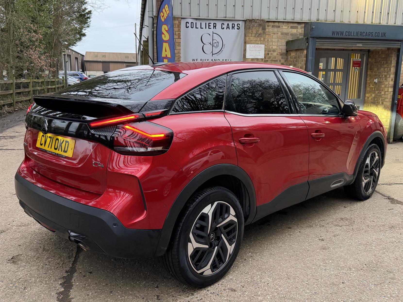 Citroen C4 1.2 PureTech Shine Plus Hatchback 5dr Petrol EAT8 Euro 6 (s/s) (130 ps)