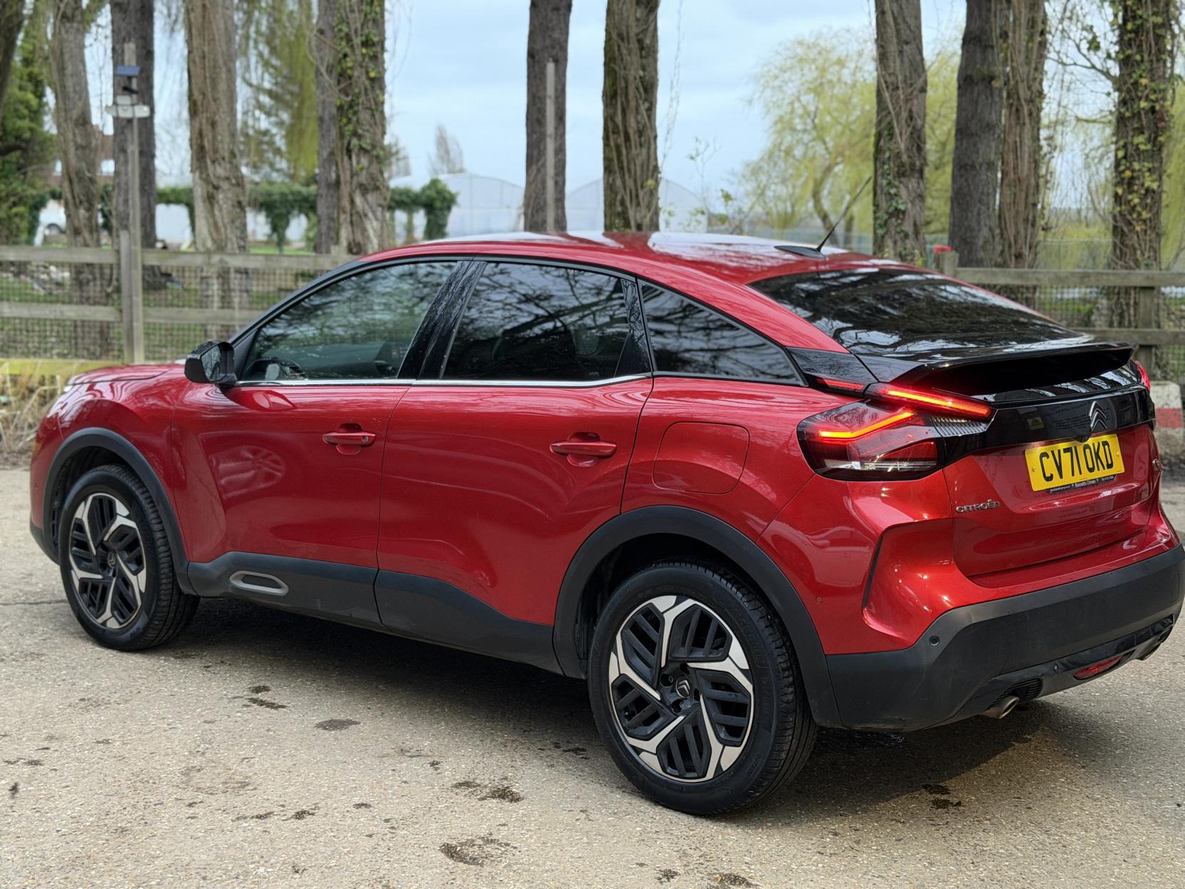 Citroen C4 1.2 PureTech Shine Plus Hatchback 5dr Petrol EAT8 Euro 6 (s/s) (130 ps)