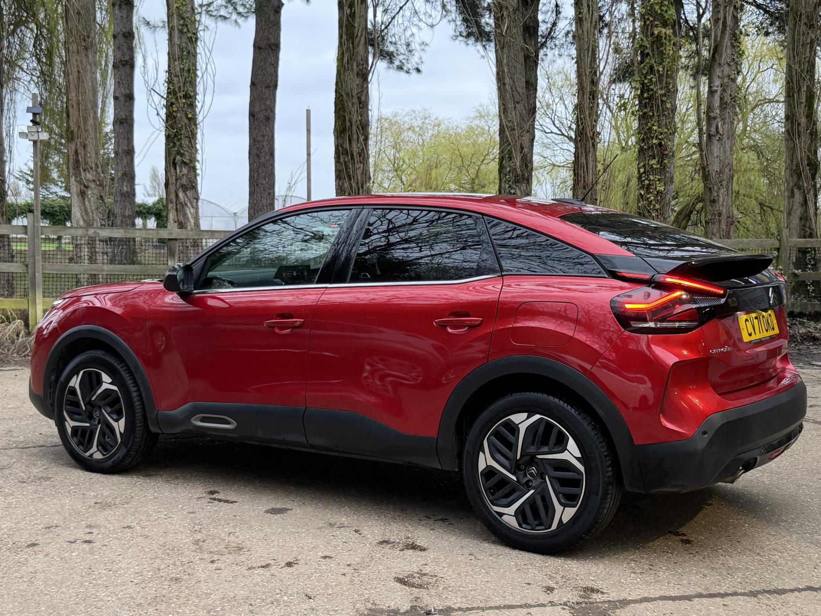 Citroen C4 1.2 PureTech Shine Plus Hatchback 5dr Petrol EAT8 Euro 6 (s/s) (130 ps)