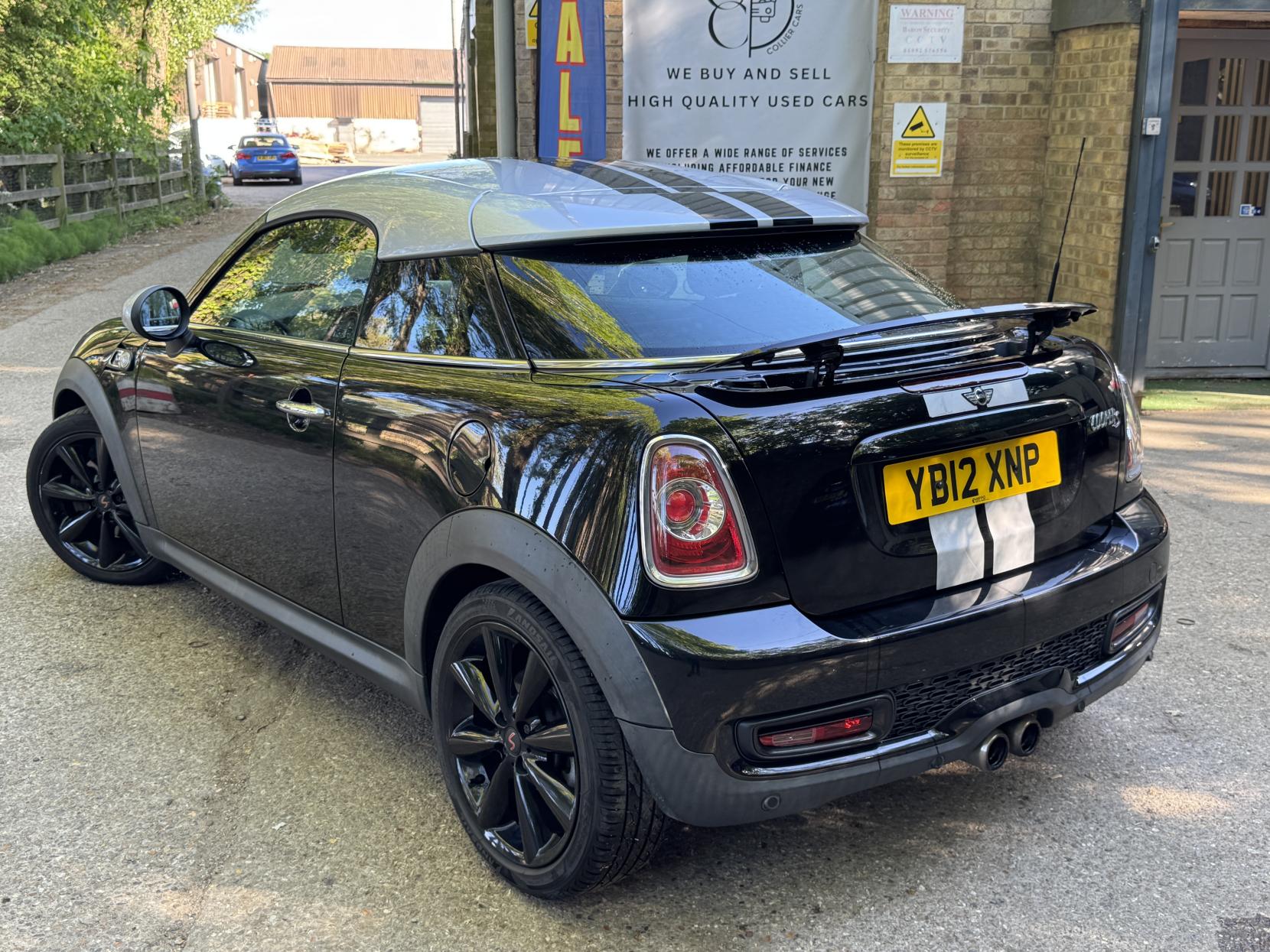 MINI Coupe 1.6 Cooper S Coupe 2dr Petrol Manual Euro 5 (s/s) (184 ps)