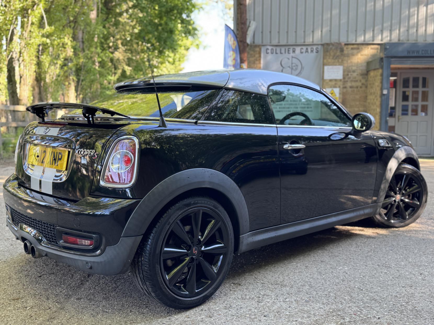 MINI Coupe 1.6 Cooper S Coupe 2dr Petrol Manual Euro 5 (s/s) (184 ps)